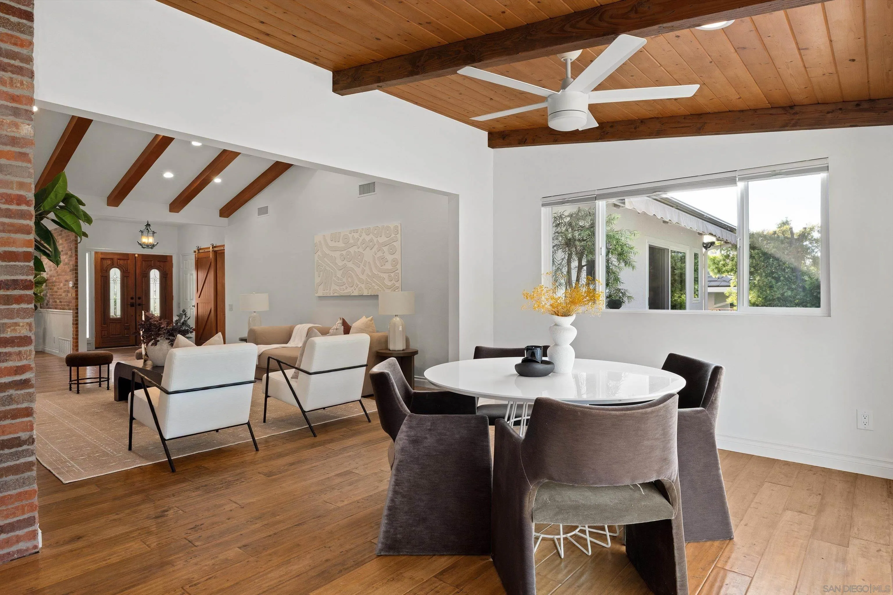 https://cdn.realtyfeed.com/cdn/127/260020377/2b4640ae7ce2df61b9ff11c0f2e72d54.webp