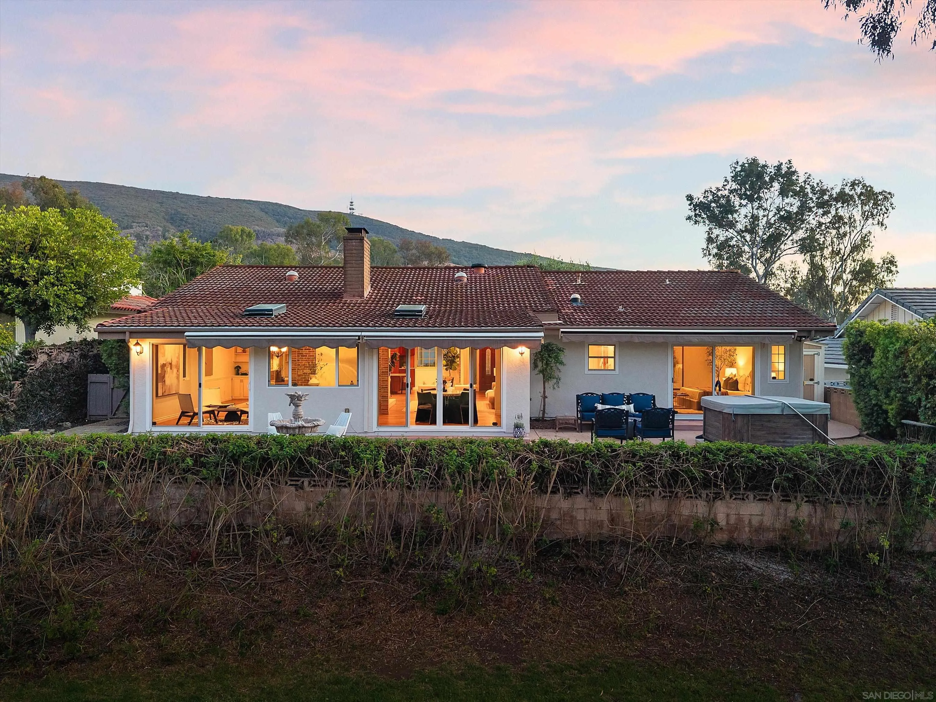 https://cdn.realtyfeed.com/cdn/127/260020377/4aa0fca7125536926cca48e8f74eb728.webp