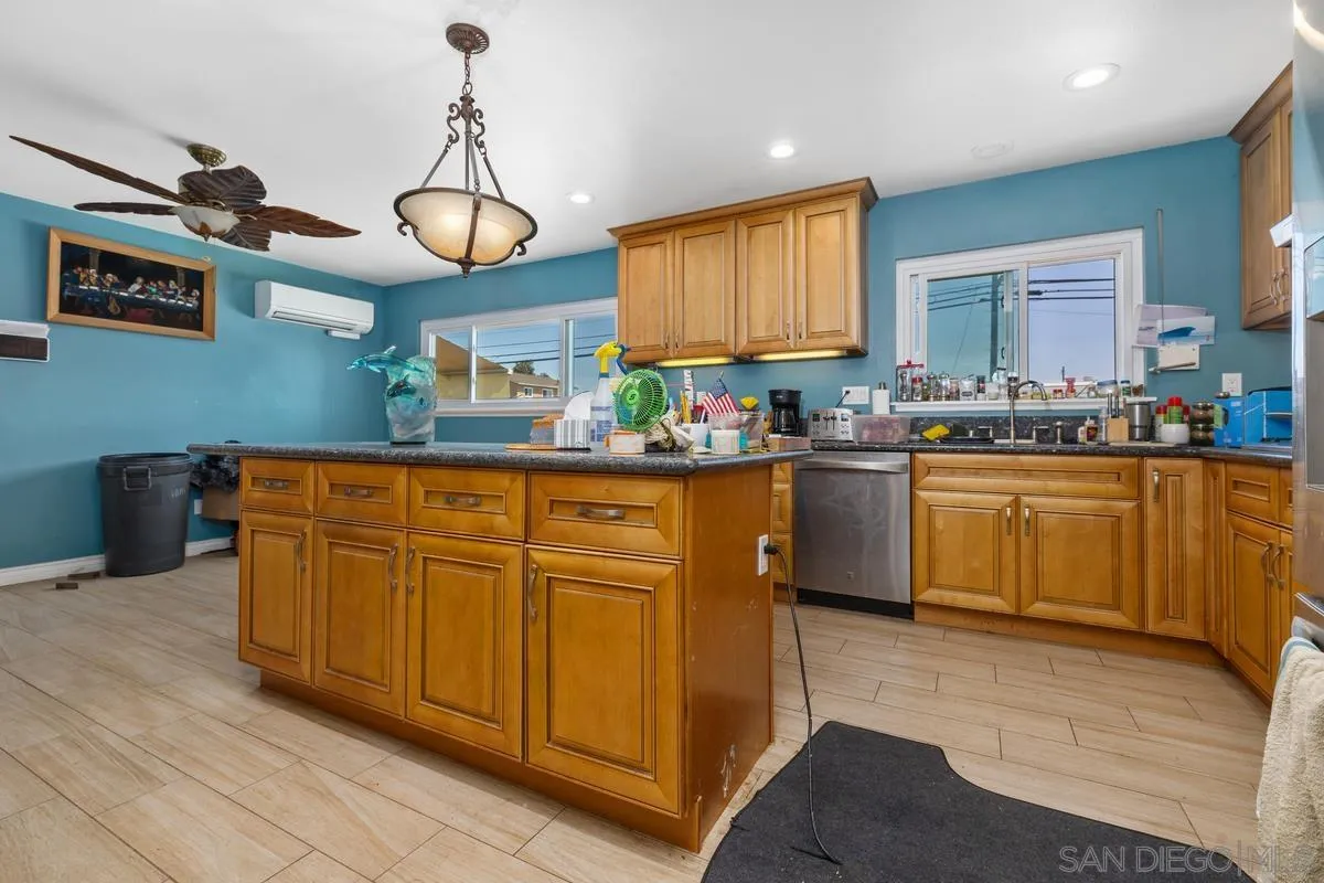 https://cdn.realtyfeed.com/cdn/127/260020381/8b7474fd94e1fc2e4d292754eac7ccfa.webp