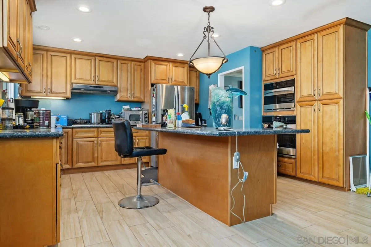 https://cdn.realtyfeed.com/cdn/127/260020381/b3813f2c3420a146afa148b453e1b098.webp
