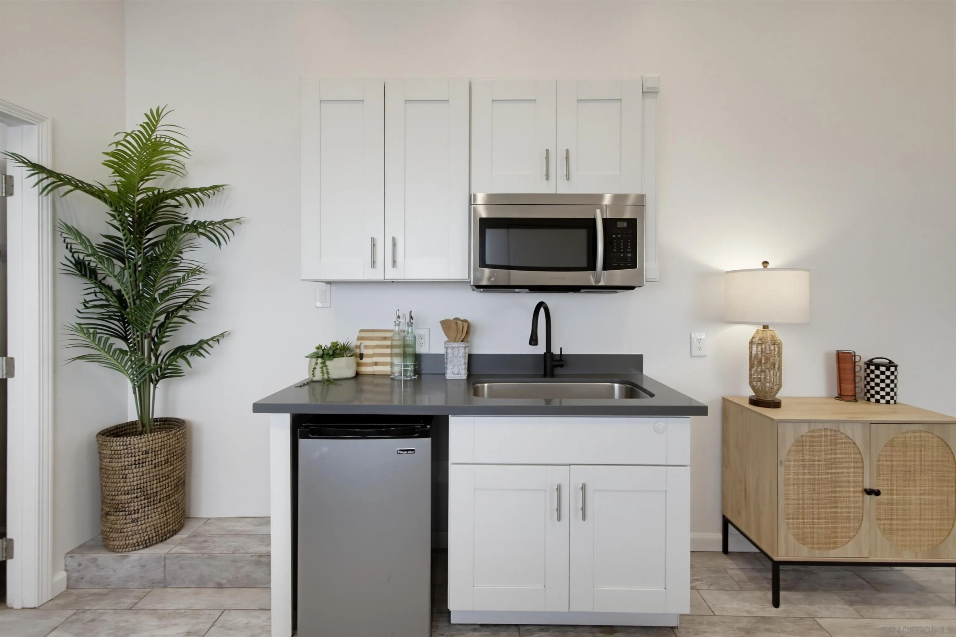 https://cdn.realtyfeed.com/cdn/127/260020384/116aadb563f5ea0c5abeaa11c77ae1f5.webp