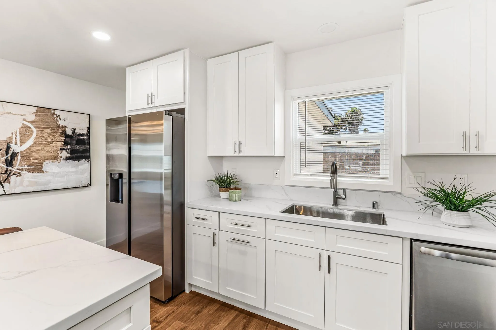 https://cdn.realtyfeed.com/cdn/127/260020385/19228903af1249853f28d128c2317557.webp