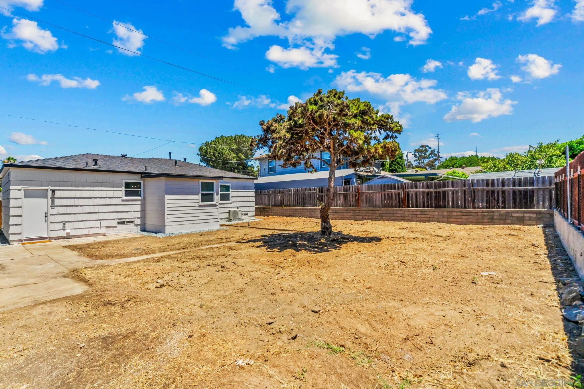 https://cdn.realtyfeed.com/cdn/127/260020385/9bd511bec1348224ea8ca2a543d7b01a.webp