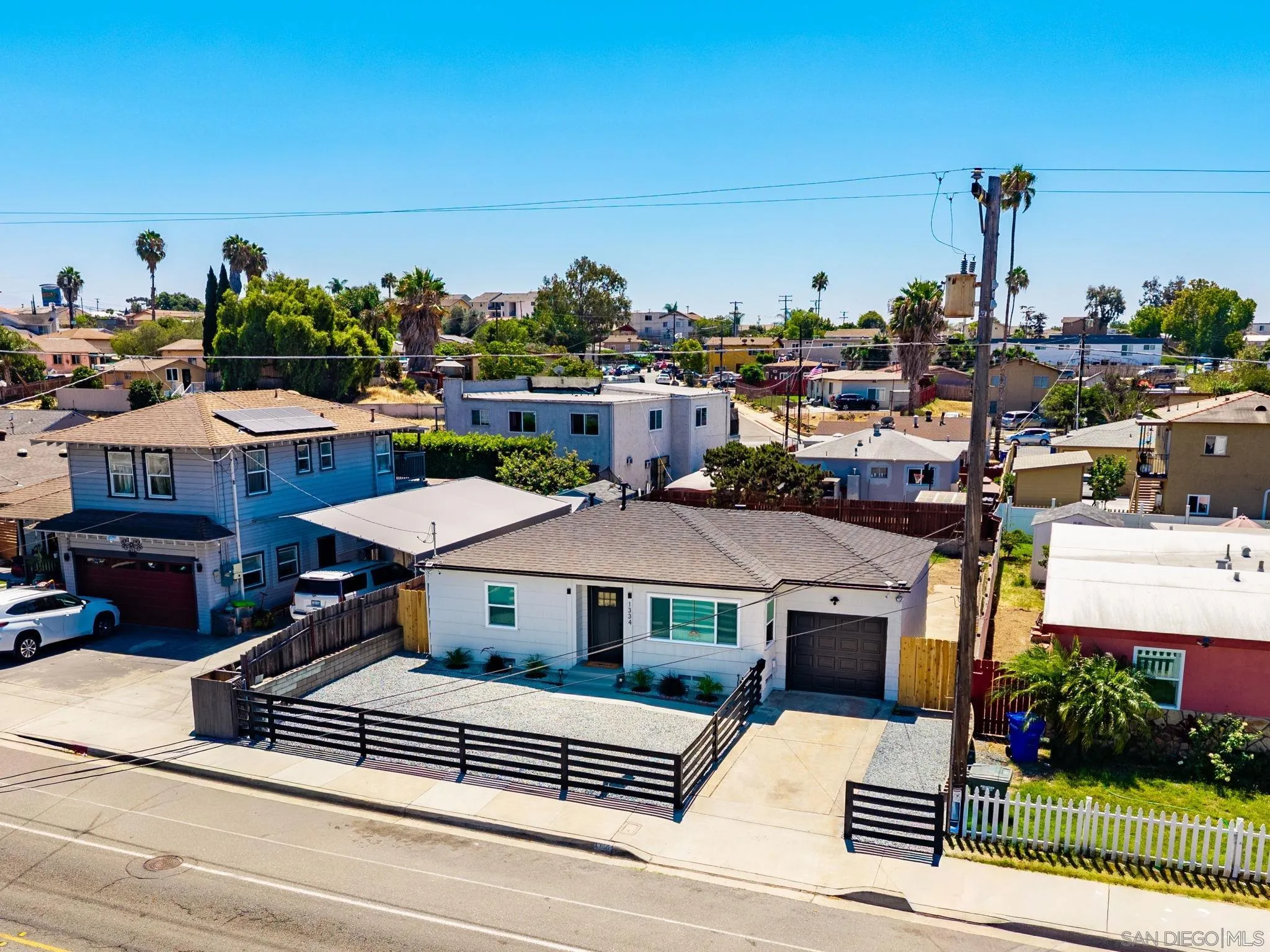 https://cdn.realtyfeed.com/cdn/127/260020385/b341d85314c62789d519da1ff804cc64.webp