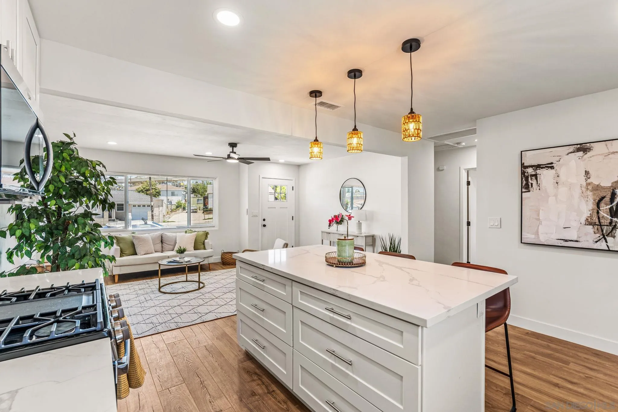 https://cdn.realtyfeed.com/cdn/127/260020385/fa7436222f200a5a282fdbf209d9483e.webp