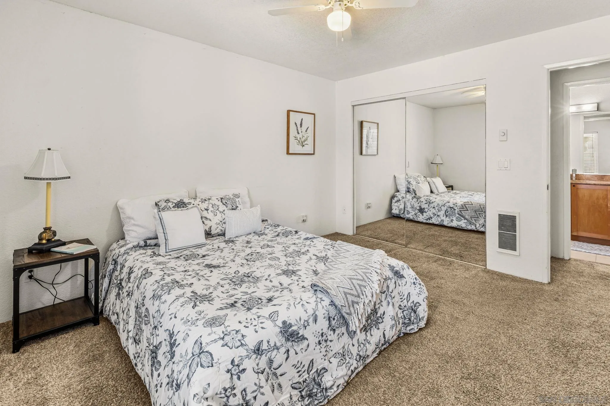 Photo #7: 260020388 Listing: Photo #7