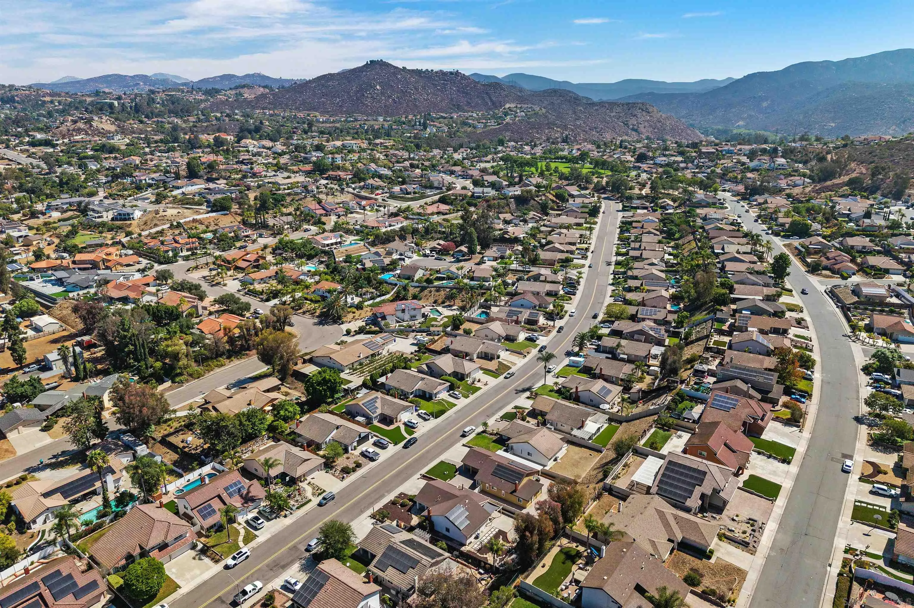 https://cdn.realtyfeed.com/cdn/127/260020389/0740965ccb98dfe880418490db7c50ff.webp