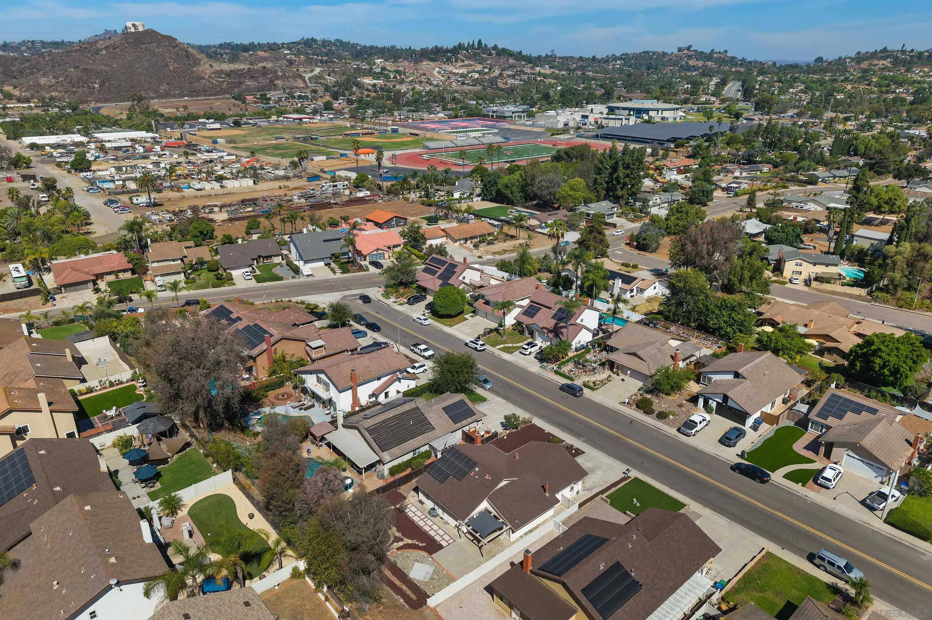 https://cdn.realtyfeed.com/cdn/127/260020389/1d352ba63d21d35733daf35f16bedc85.webp
