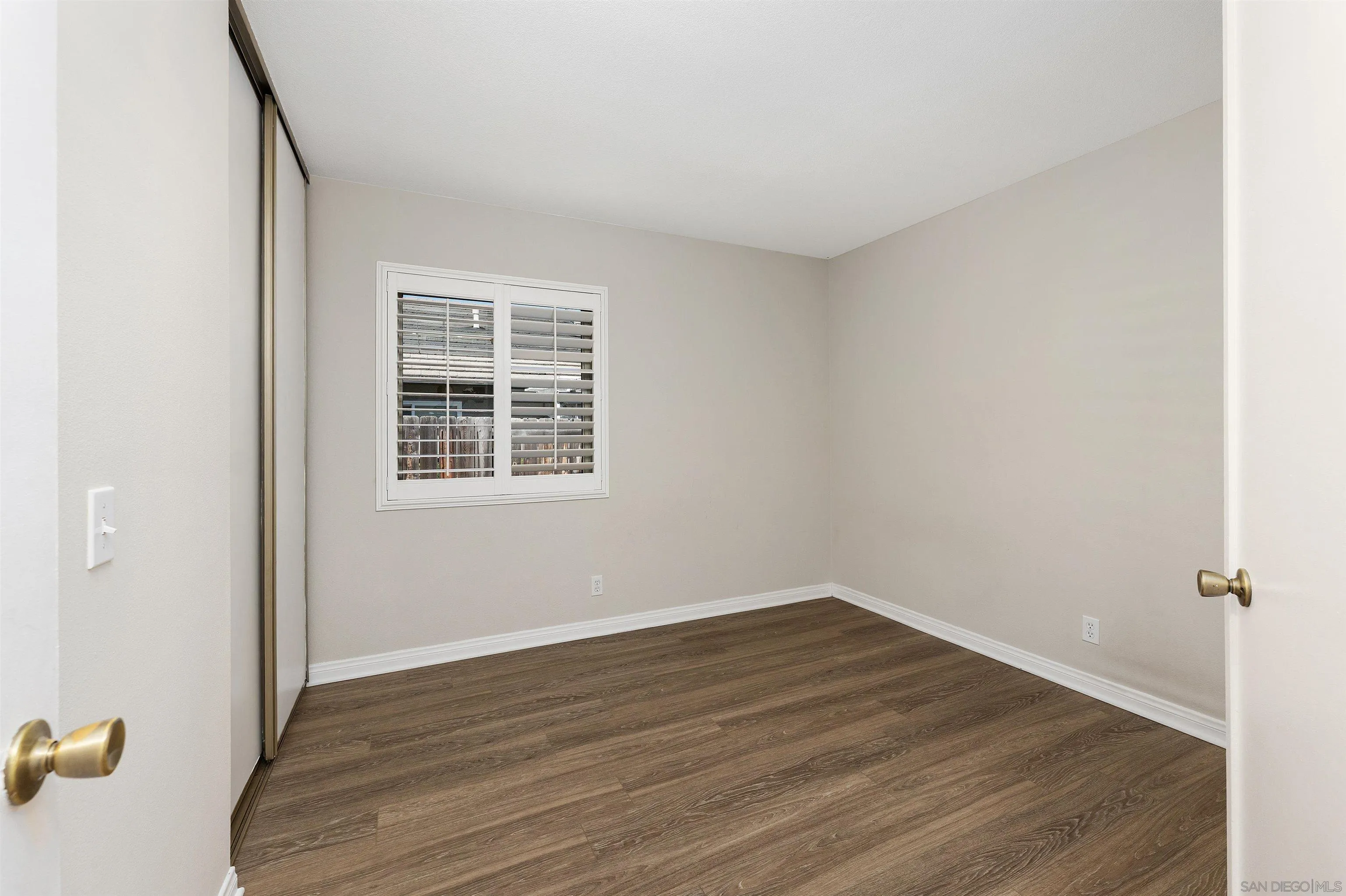 https://cdn.realtyfeed.com/cdn/127/260020389/61be0ce299c8ac81f618dca500075c22.webp