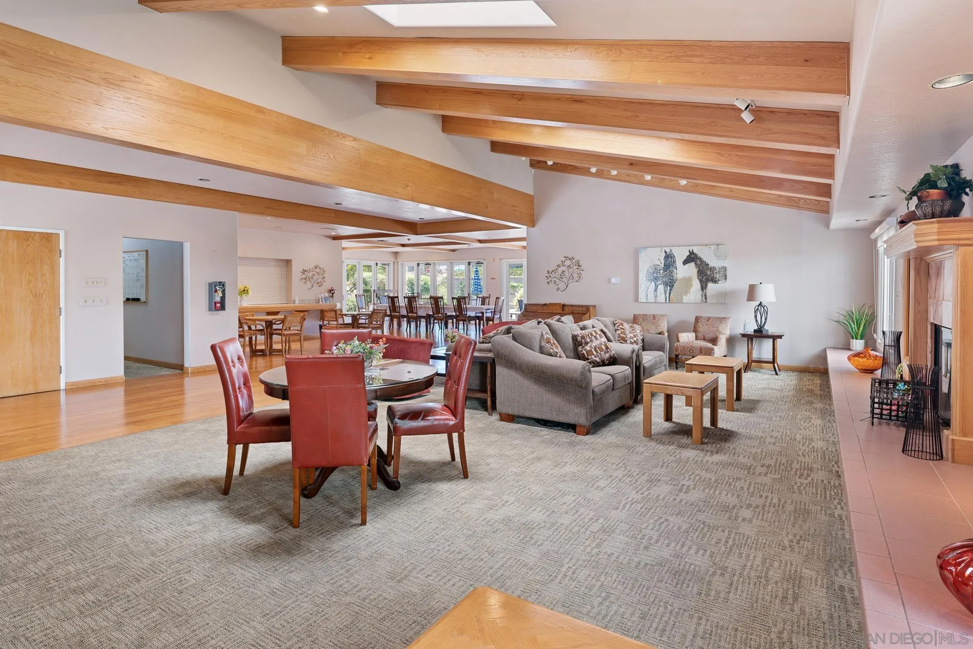 https://cdn.realtyfeed.com/cdn/127/260020391/607f4b332b0fa63a4475a5e2e85cc54b.webp