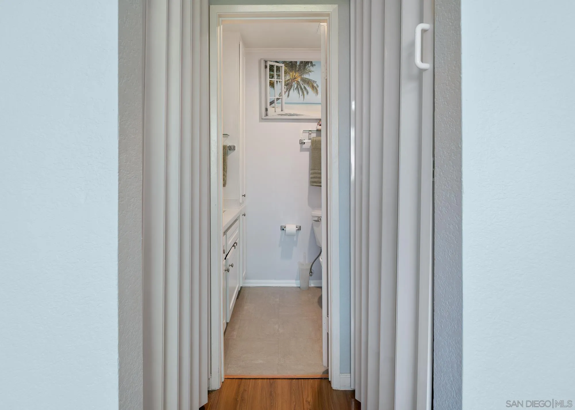 https://cdn.realtyfeed.com/cdn/127/260020391/7ee6aea929d7eccd1d758d808cd6e973.webp