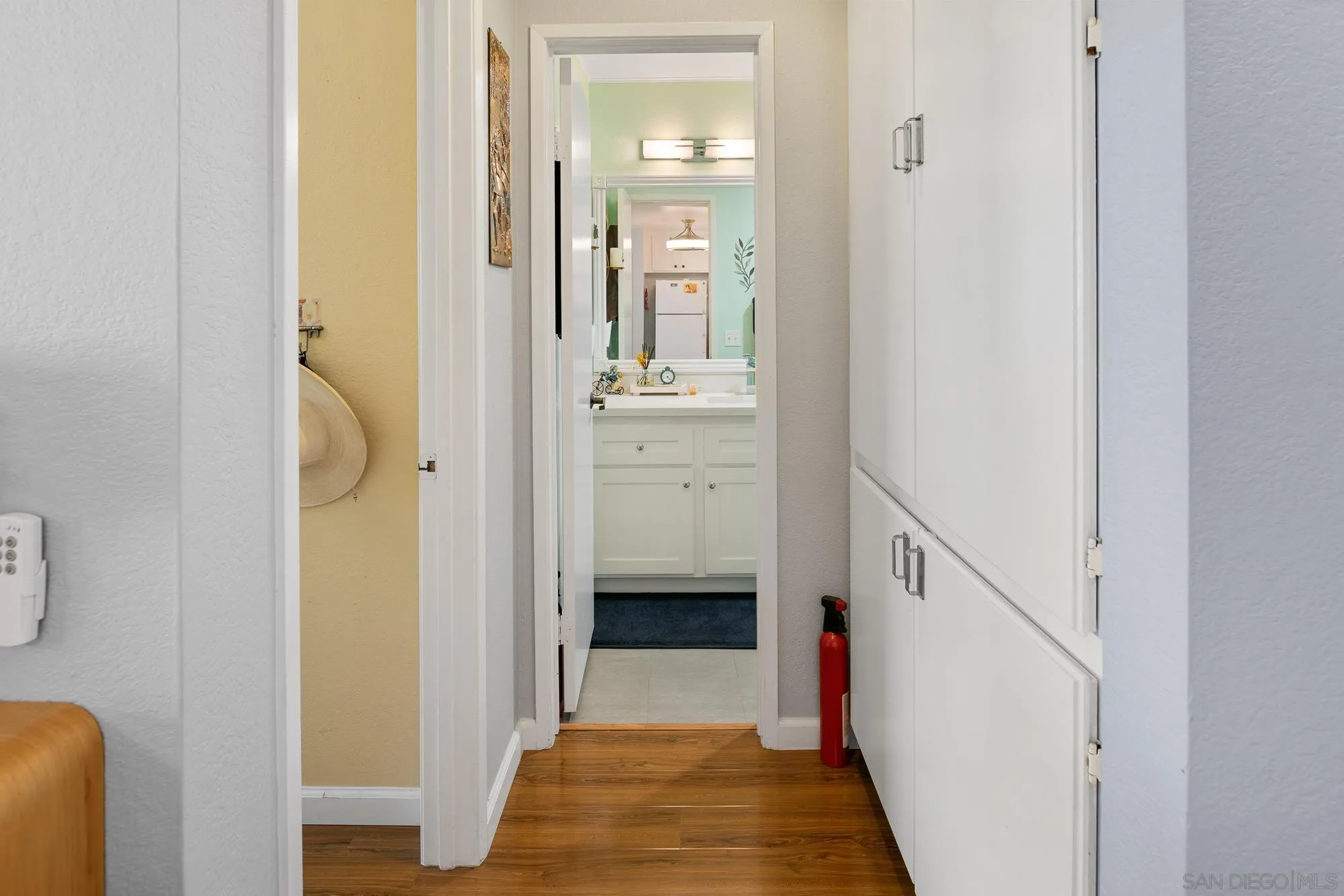https://cdn.realtyfeed.com/cdn/127/260020391/d81e4811138db12708f3e9a03a53e8ae.webp