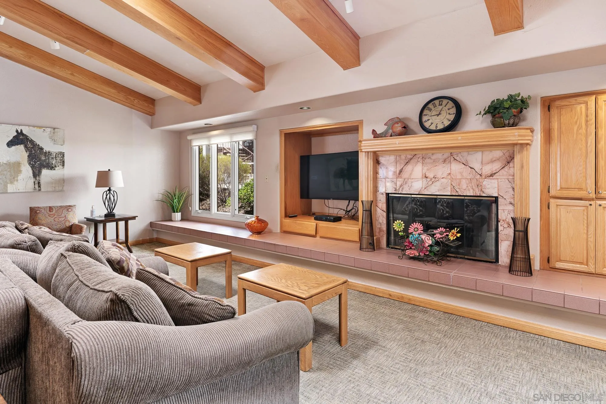 https://cdn.realtyfeed.com/cdn/127/260020391/d956e7b1a296d81d0bb027f3a43f32a5.webp