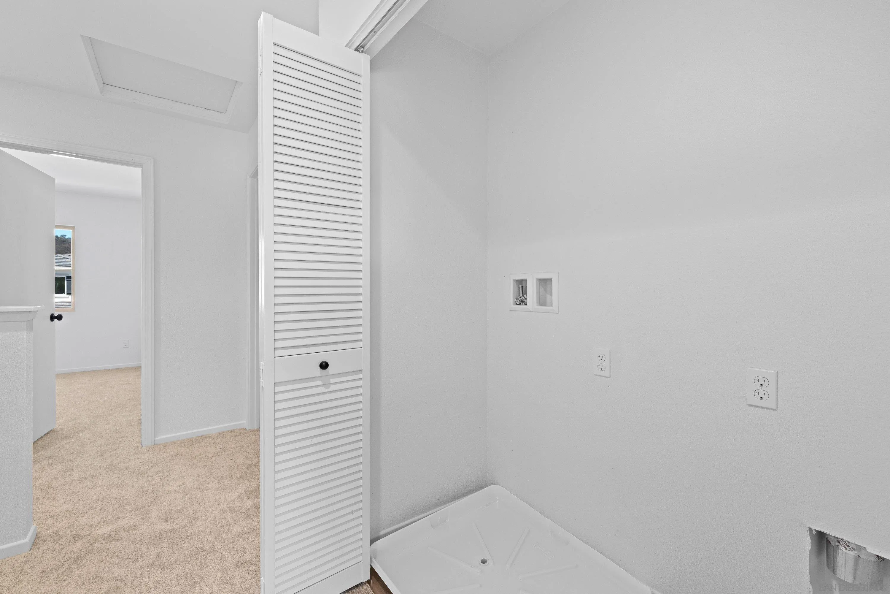 https://cdn.realtyfeed.com/cdn/127/260020392/326fd5c903a8b947fc4c0a6ef5c9427c.webp