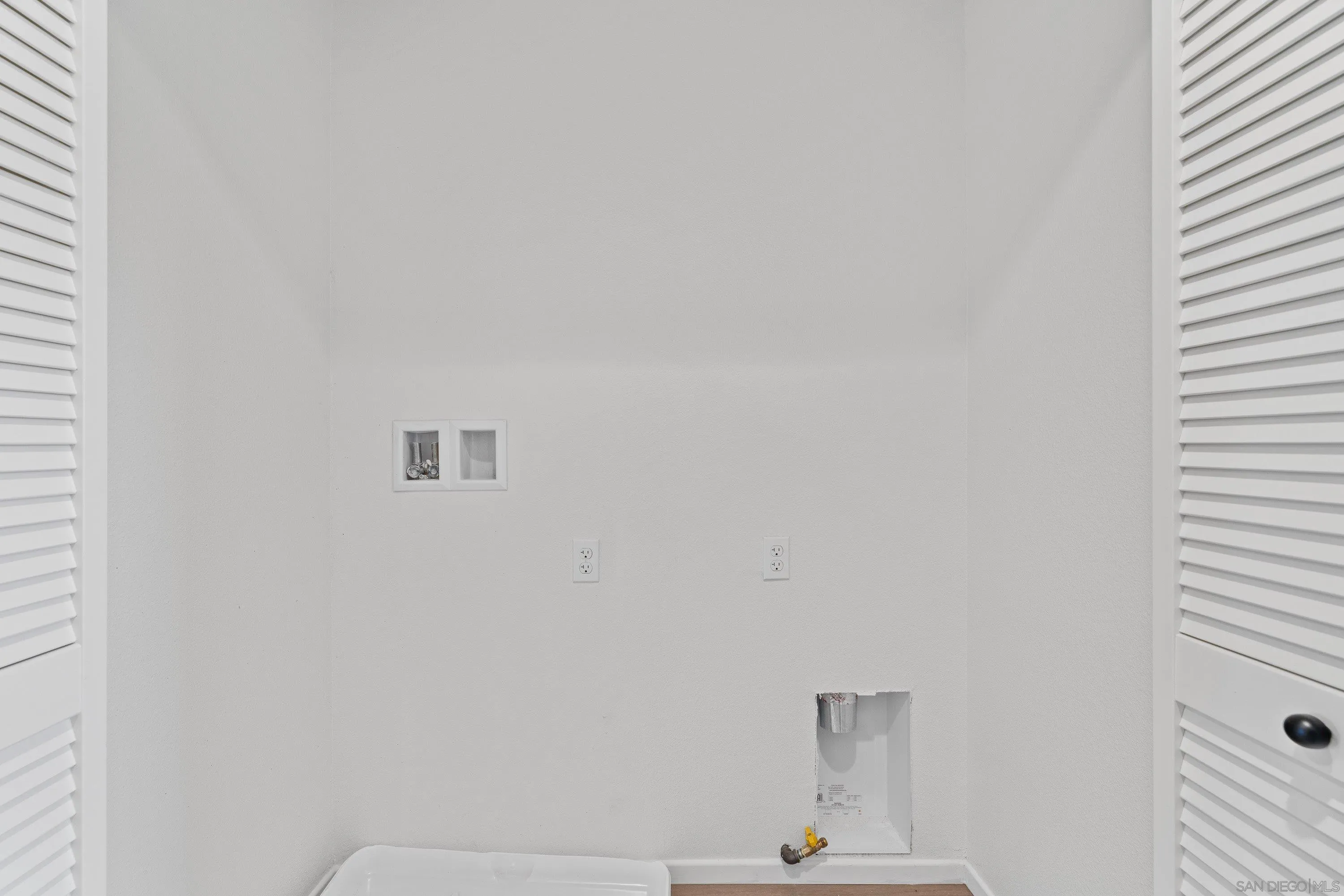 https://cdn.realtyfeed.com/cdn/127/260020392/328736212e700eae07c79d6ac6274492.webp
