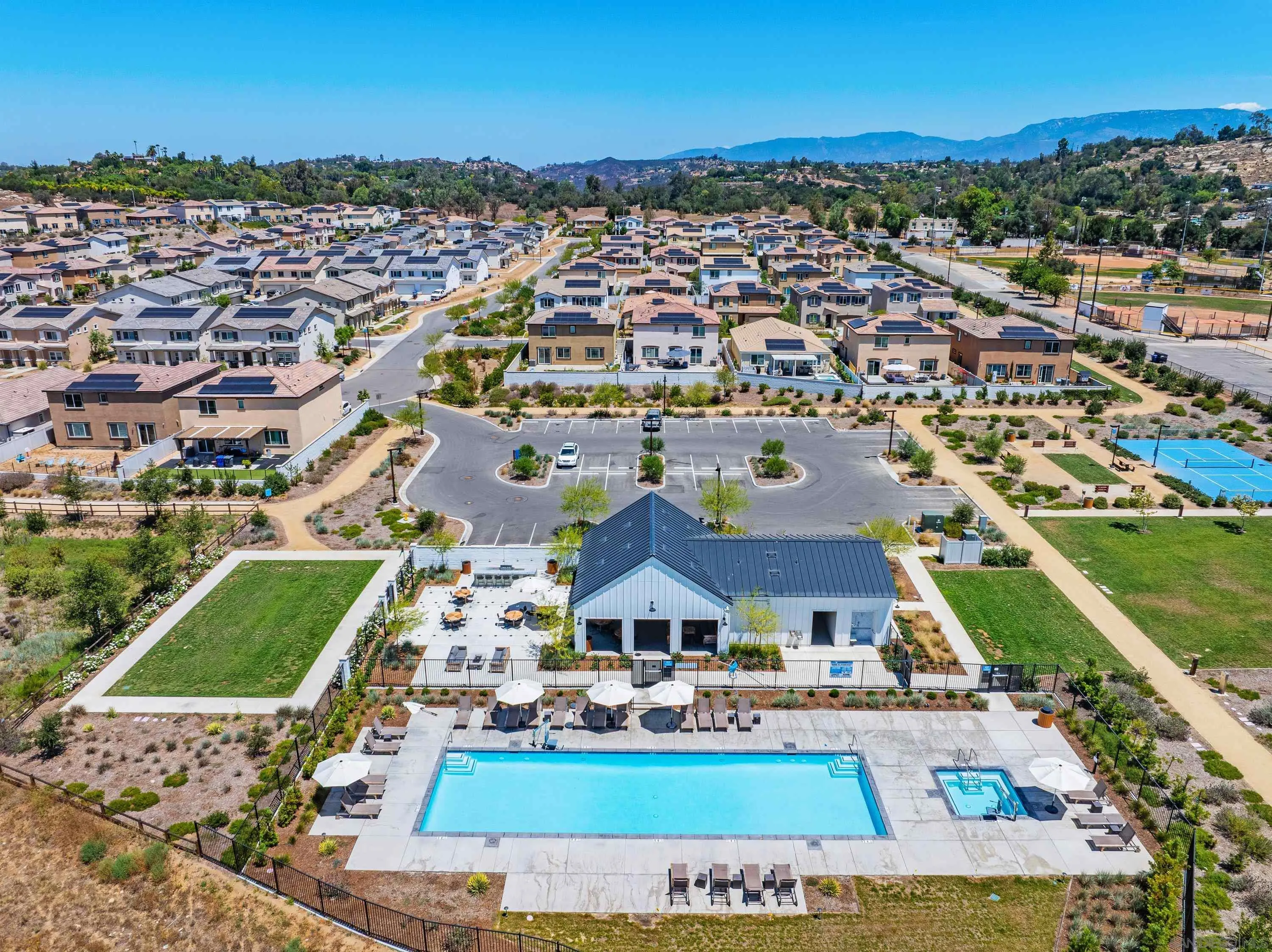 https://cdn.realtyfeed.com/cdn/127/260020392/46ecfd562957794e27319c9d7679f49e.webp