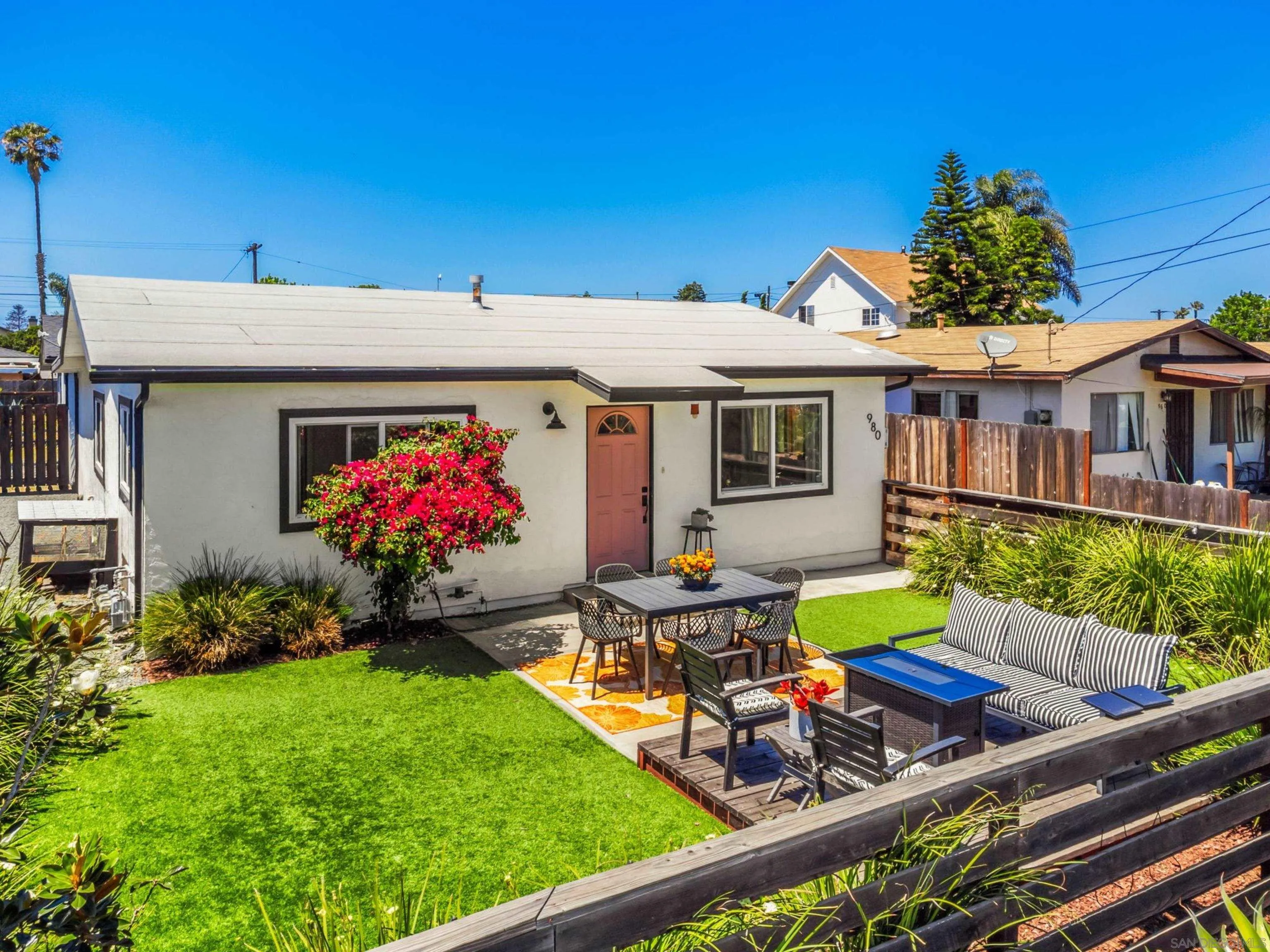 https://cdn.realtyfeed.com/cdn/127/260020393/4f9d0c0ef3e180fc842a21dfacb8c62b.webp