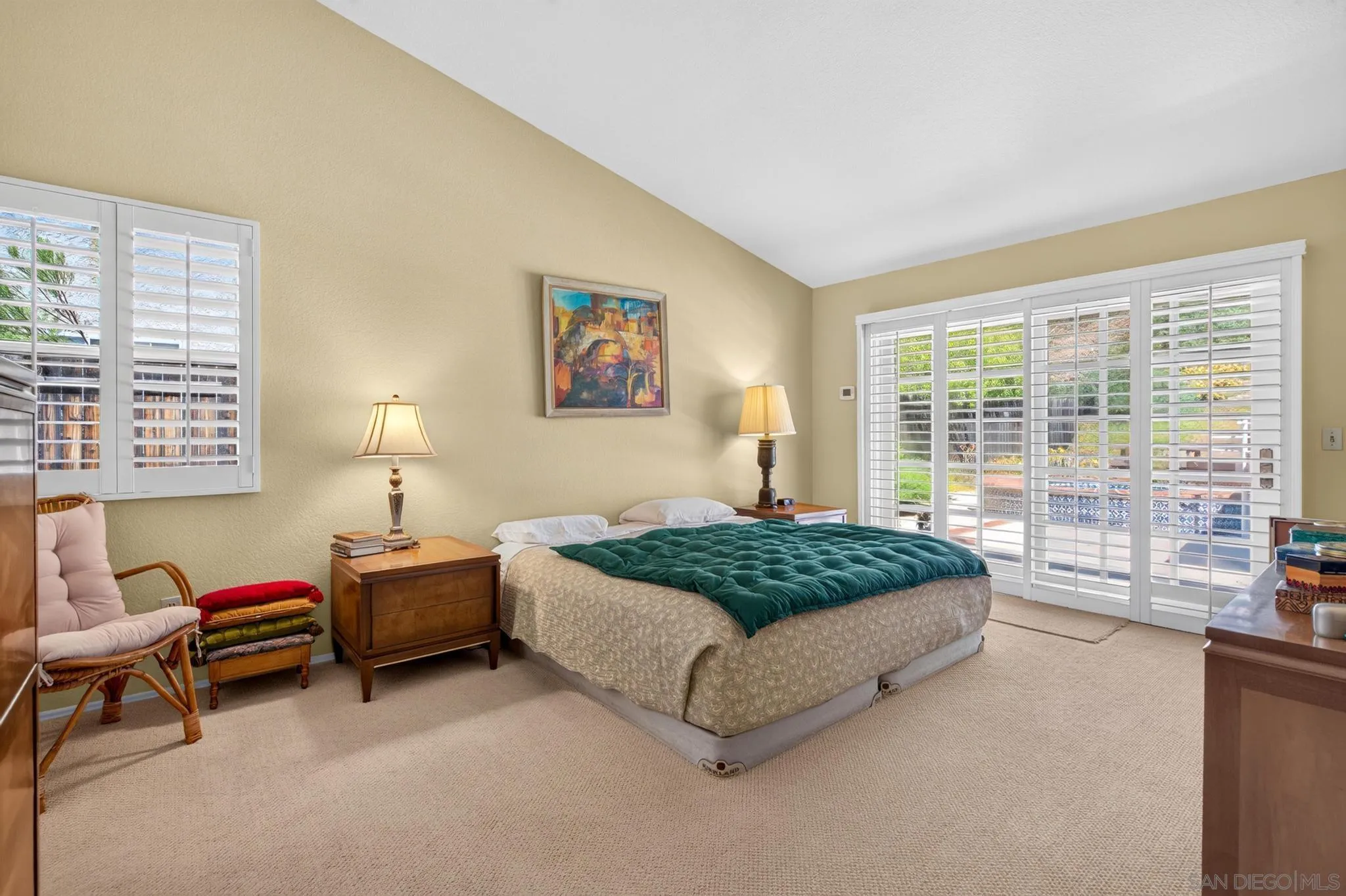 https://cdn.realtyfeed.com/cdn/127/260020399/cc9b2226cfa4d60a4791034d1d27b1d8.webp