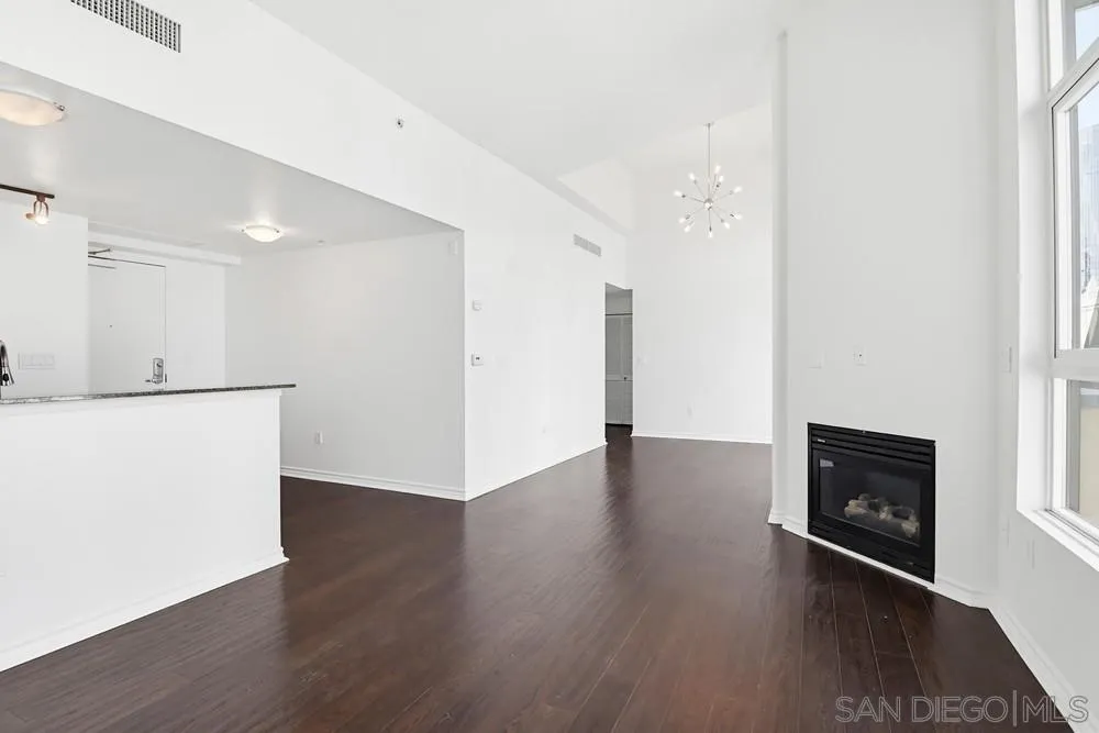 Photo #25: 260020401 Listing: Photo #25
