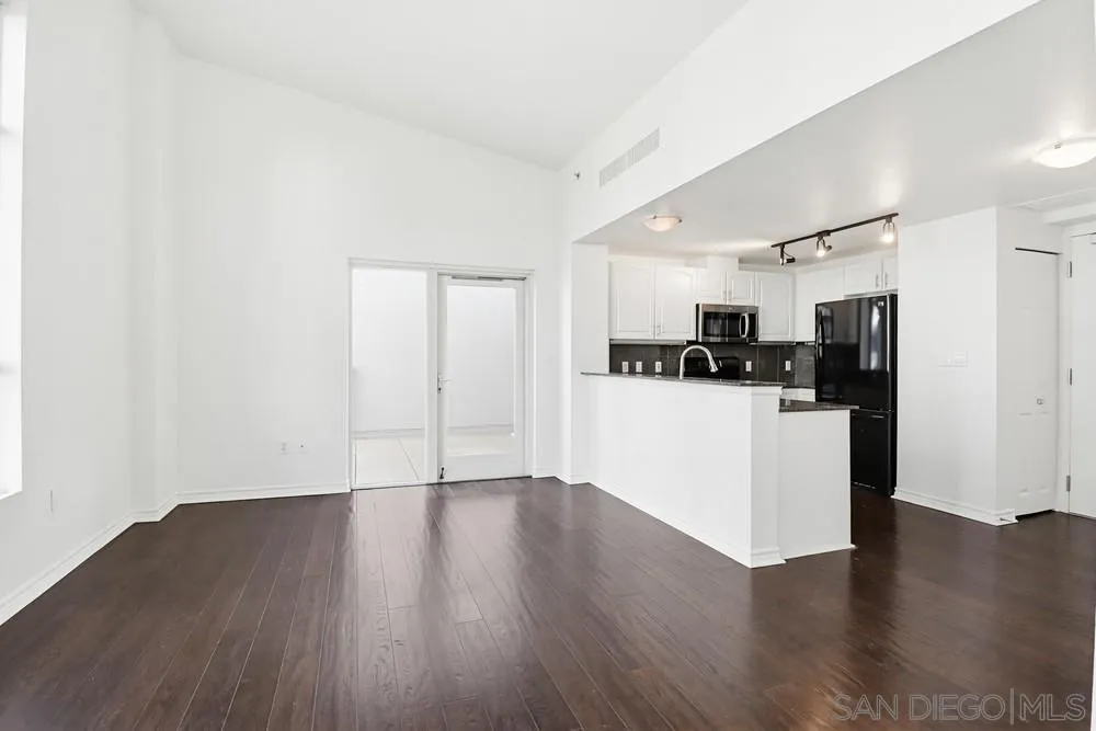 Photo #31: 260020401 Listing: Photo #31