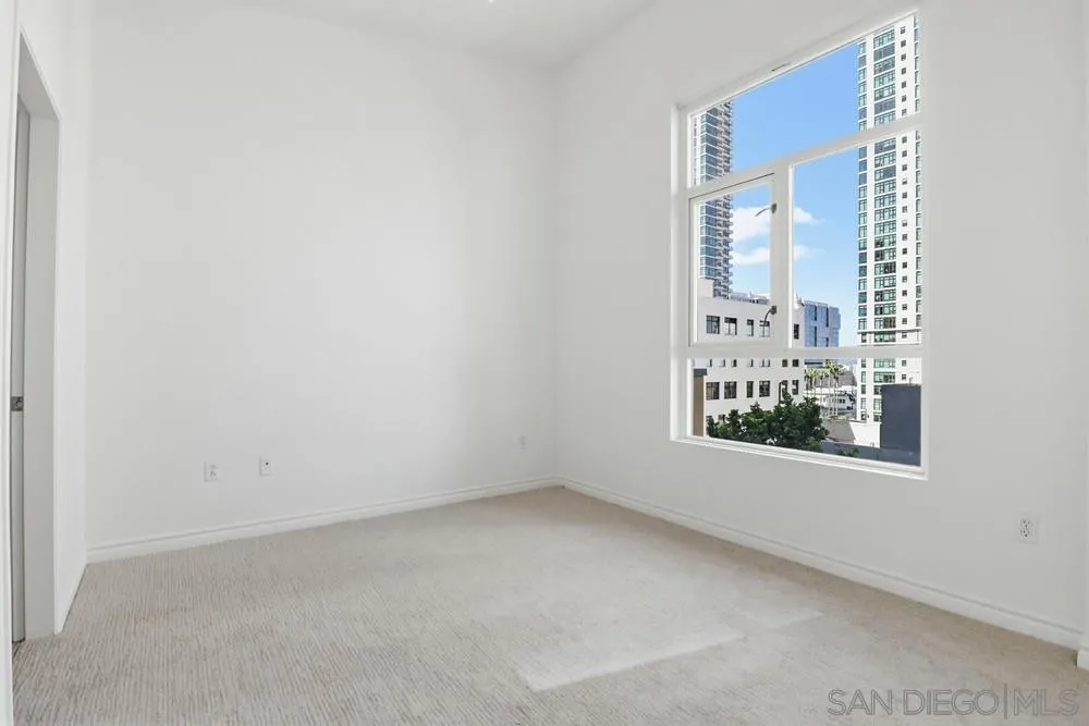 Photo #41: 260020401 Listing: Photo #41
