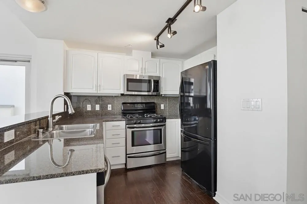 Photo #22: 260020401 Listing: Photo #22
