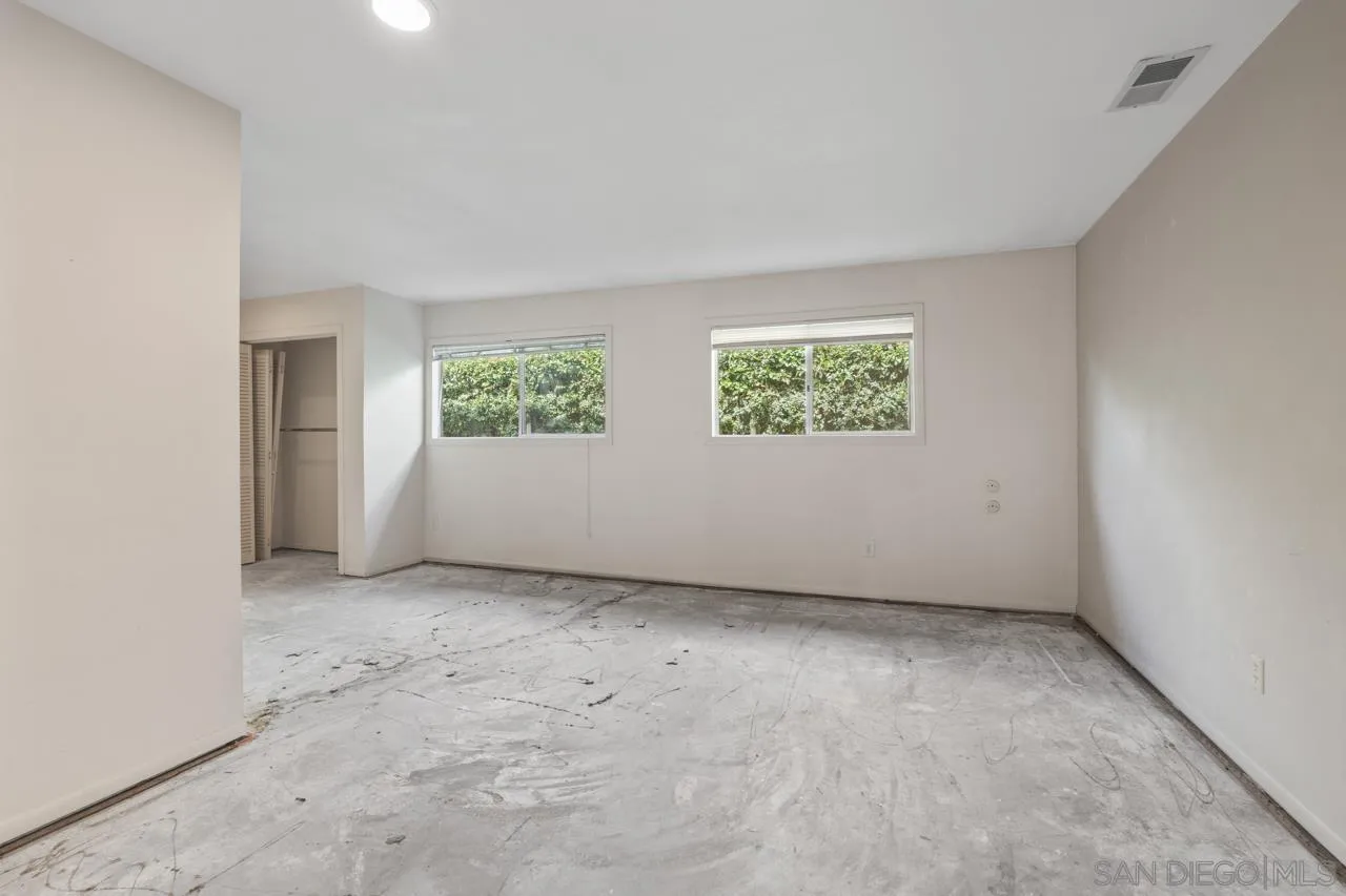 https://cdn.realtyfeed.com/cdn/127/260020402/0c1f8cf5aee28e51a53df69517f6700c.webp