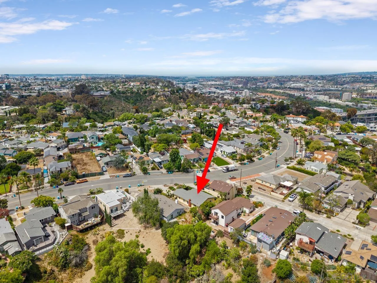 https://cdn.realtyfeed.com/cdn/127/260020402/34622f079fdd6964a08bb04bb47e03b2.webp