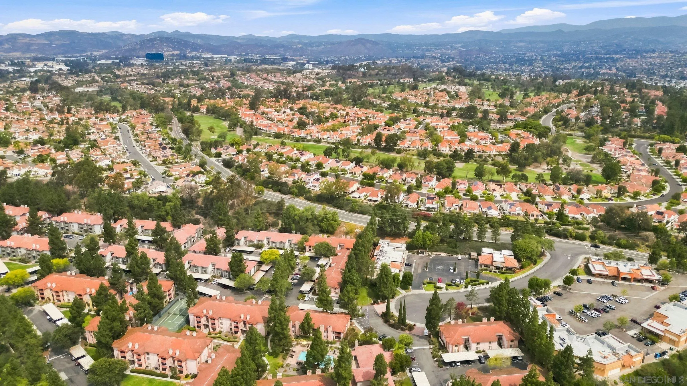 https://cdn.realtyfeed.com/cdn/127/260020404/076b248e961b19d73cc849389217badc.webp