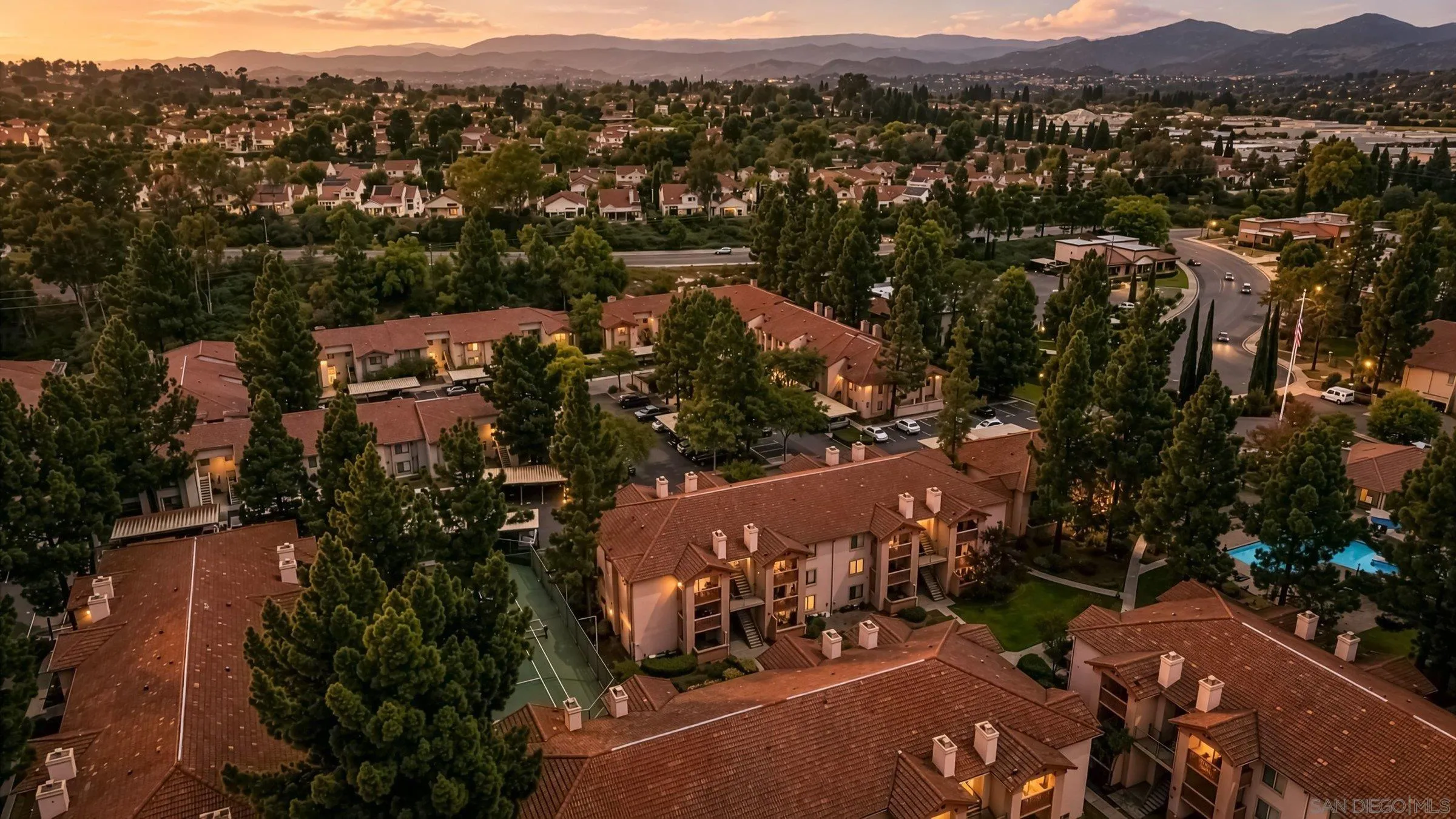 https://cdn.realtyfeed.com/cdn/127/260020404/95caaf0782812c97f208ae08a5dc3451.webp