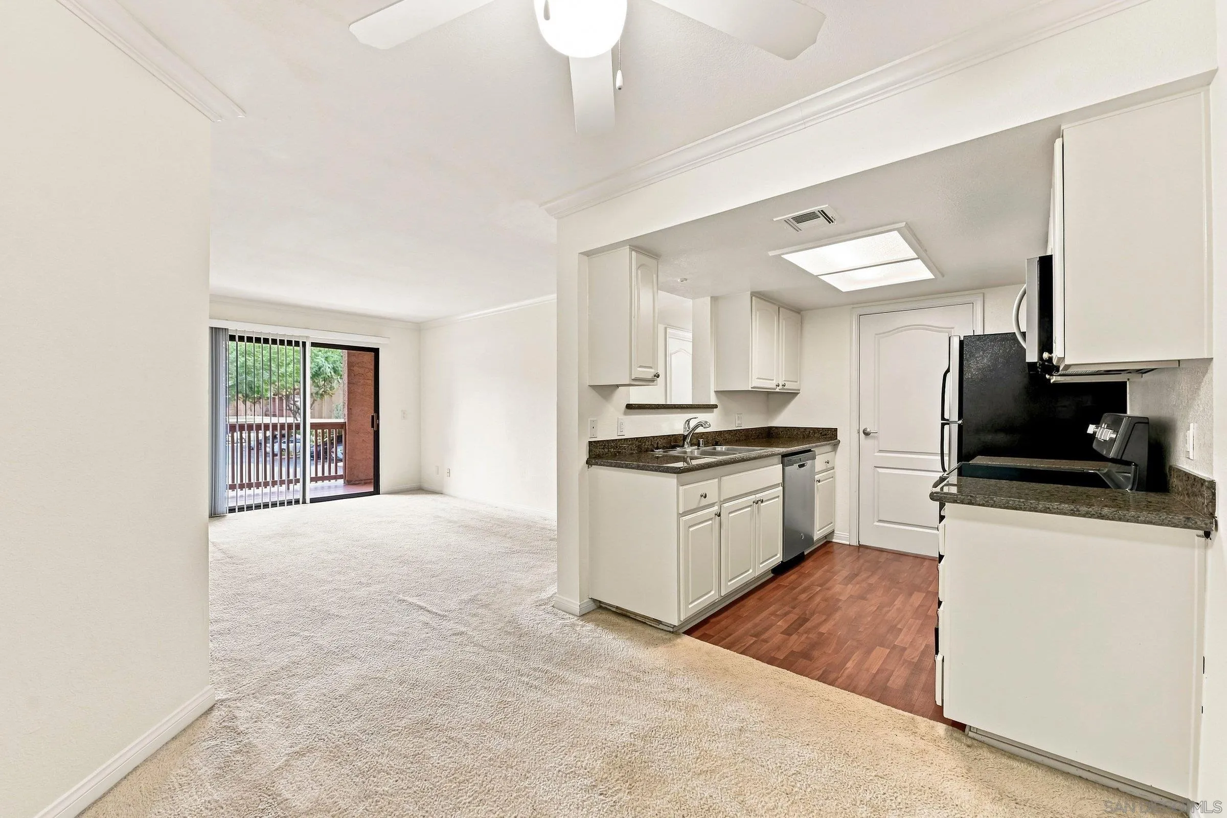https://cdn.realtyfeed.com/cdn/127/260020404/fc5735c467c2643988b9f02fb09ab944.webp