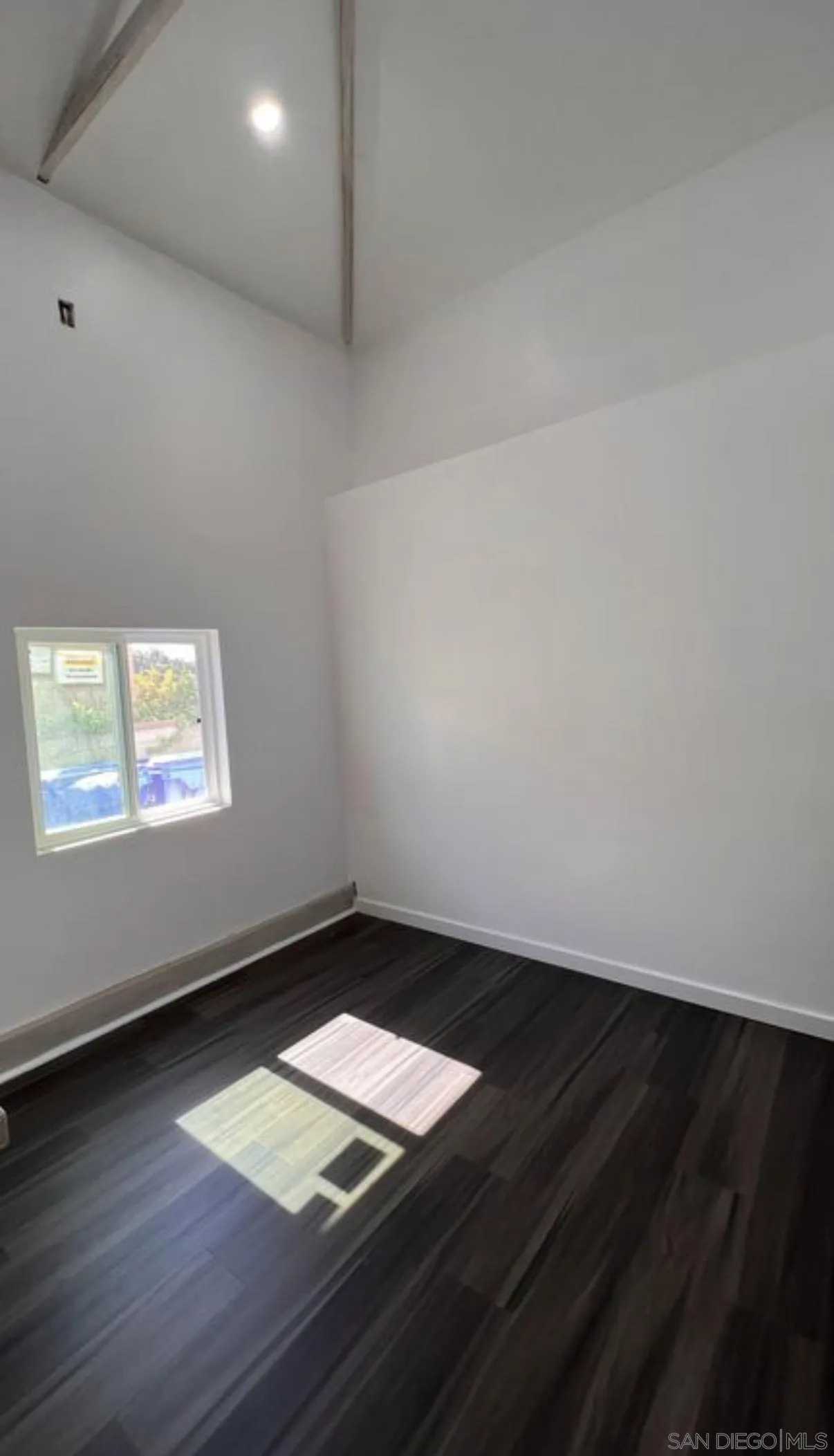 https://cdn.realtyfeed.com/cdn/127/260020405/742566611cdc009379363ec6d044591f.webp