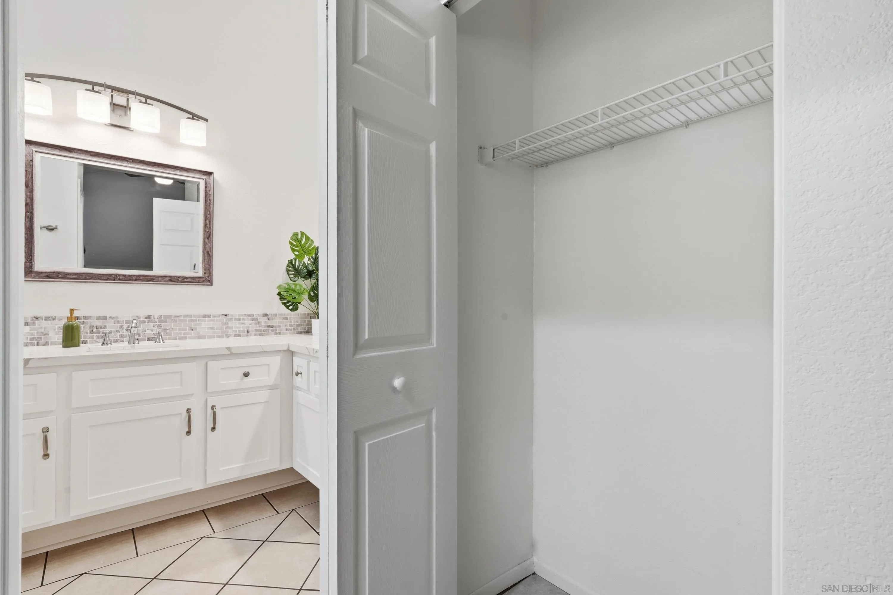 https://cdn.realtyfeed.com/cdn/127/260020406/3cc46cd40847691ed52d0f00f2c03401.webp