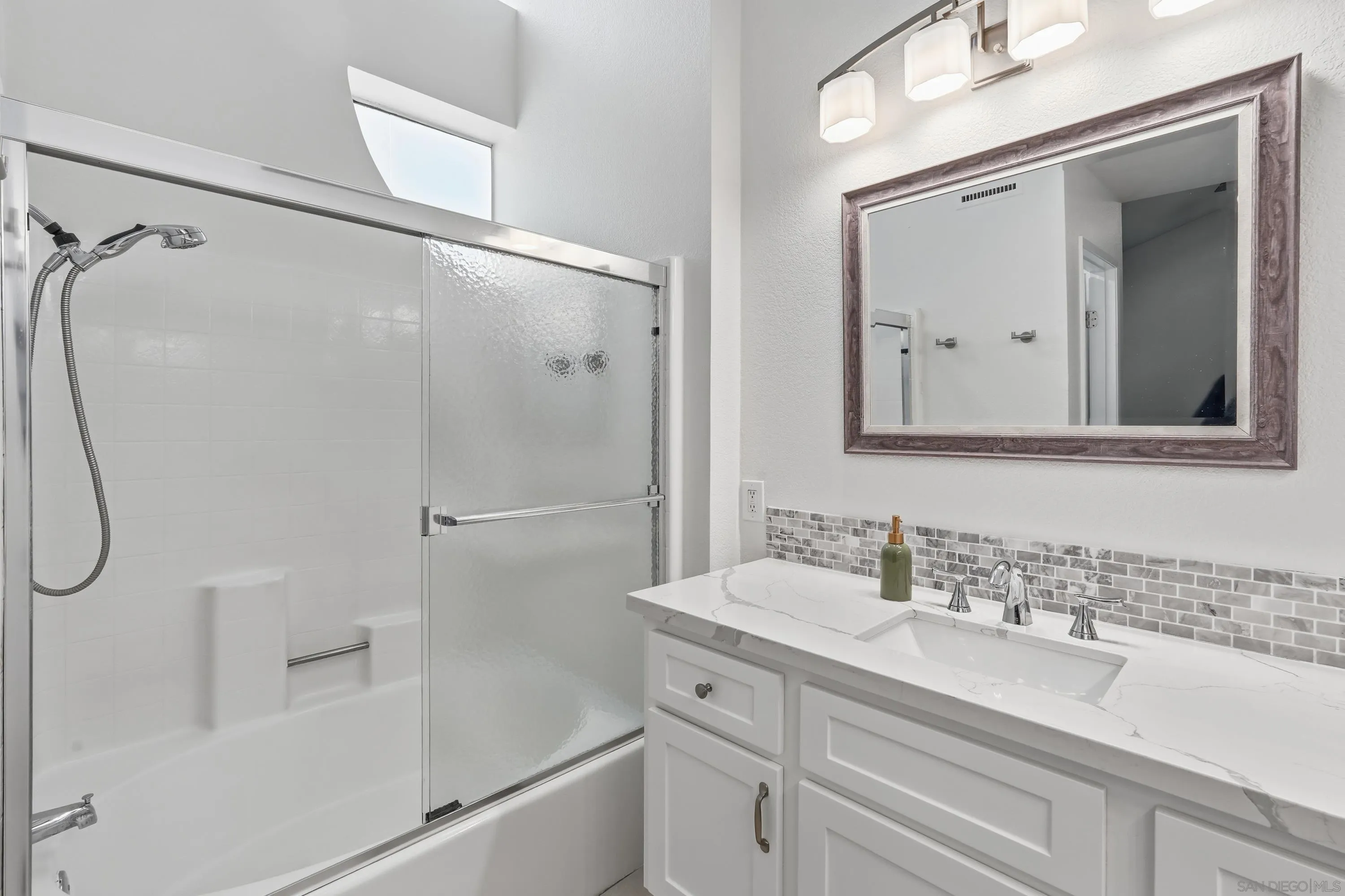 https://cdn.realtyfeed.com/cdn/127/260020406/f6436f2d54a43849da47d4cd2fe26bb3.webp