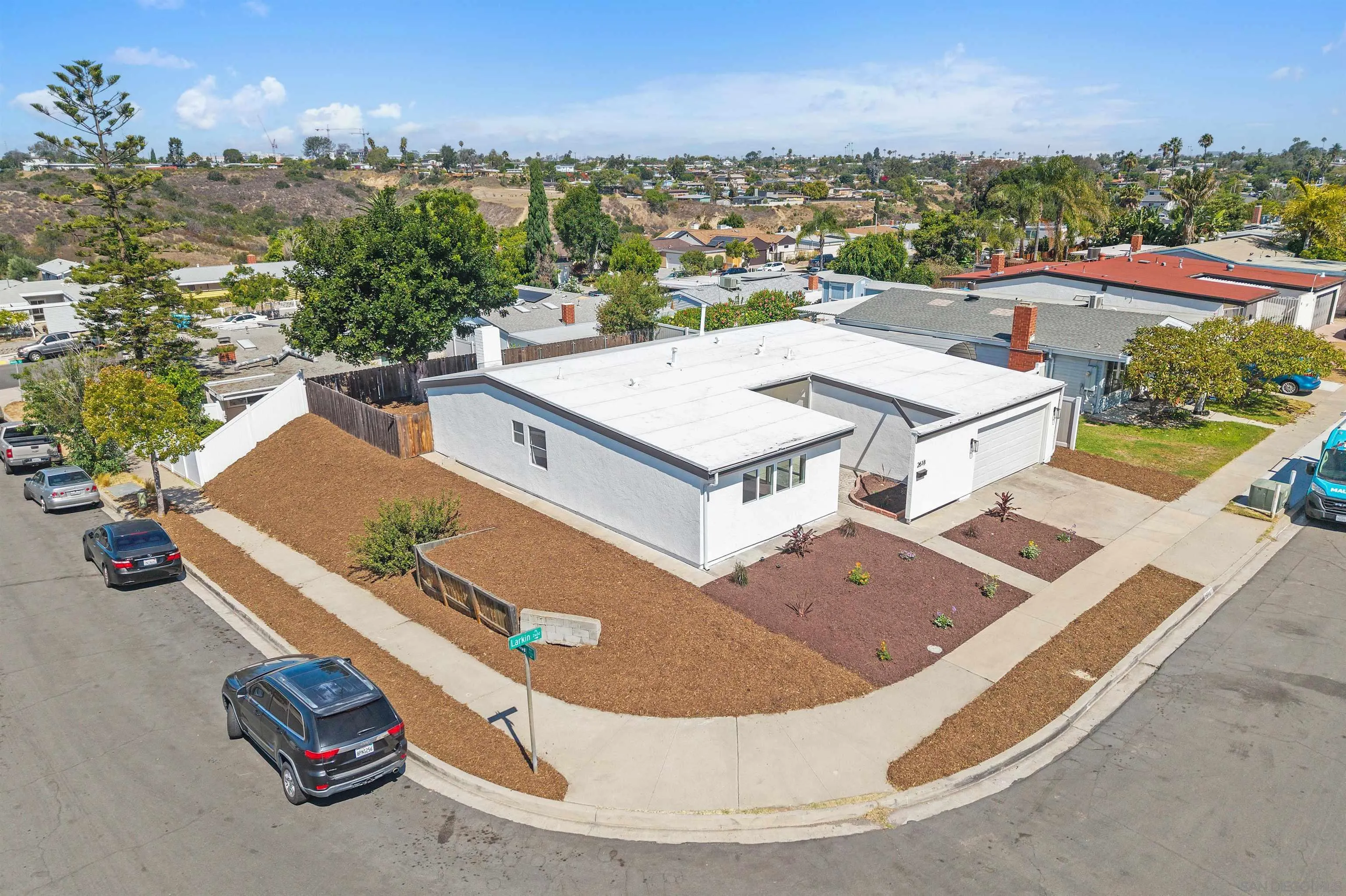https://cdn.realtyfeed.com/cdn/127/260020408/3c22602db9d3d3e36afa50b6d287b1c7.webp