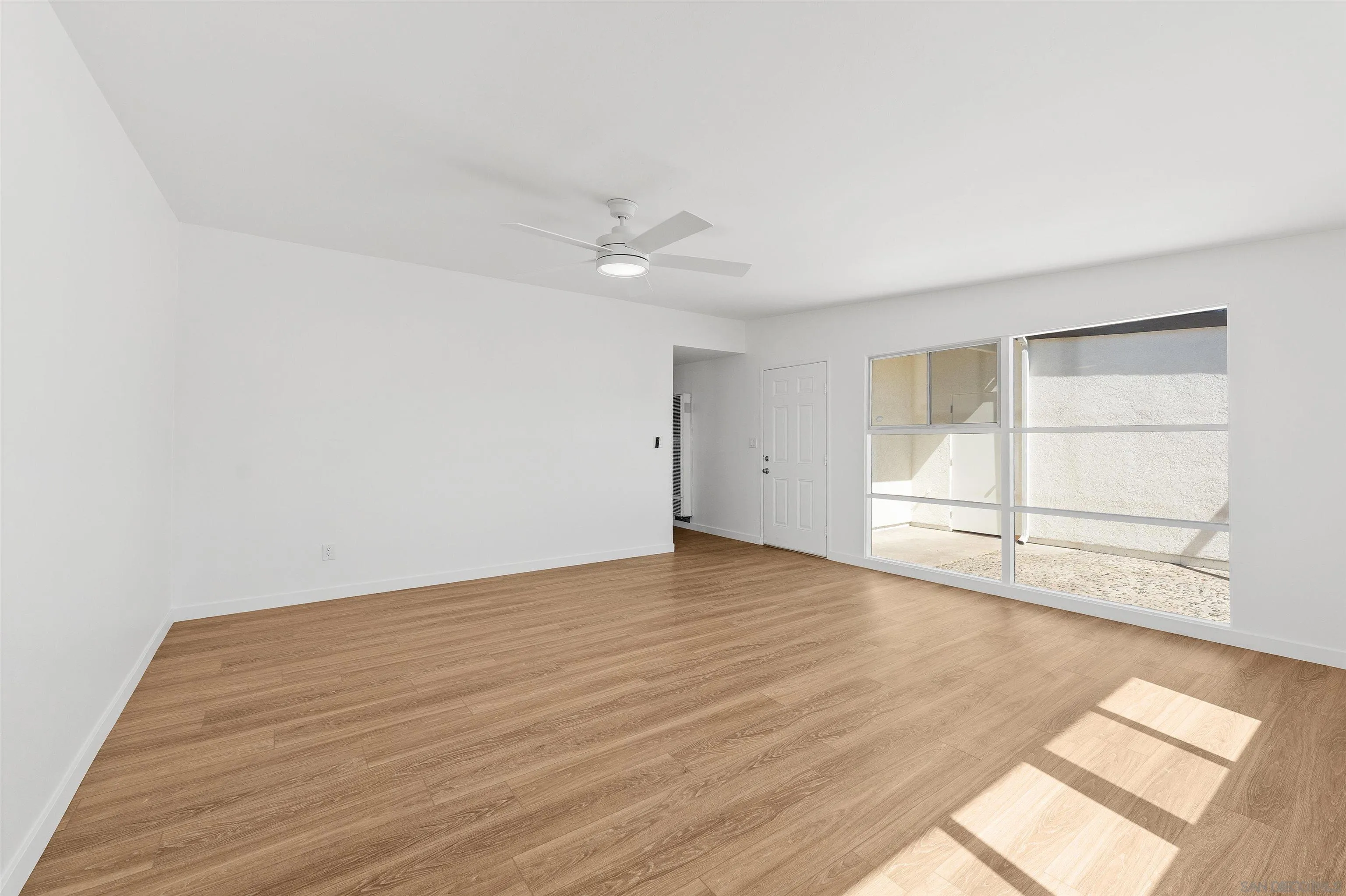 https://cdn.realtyfeed.com/cdn/127/260020408/5066c8fca7bcd6b3fa0b21eca6130da6.webp