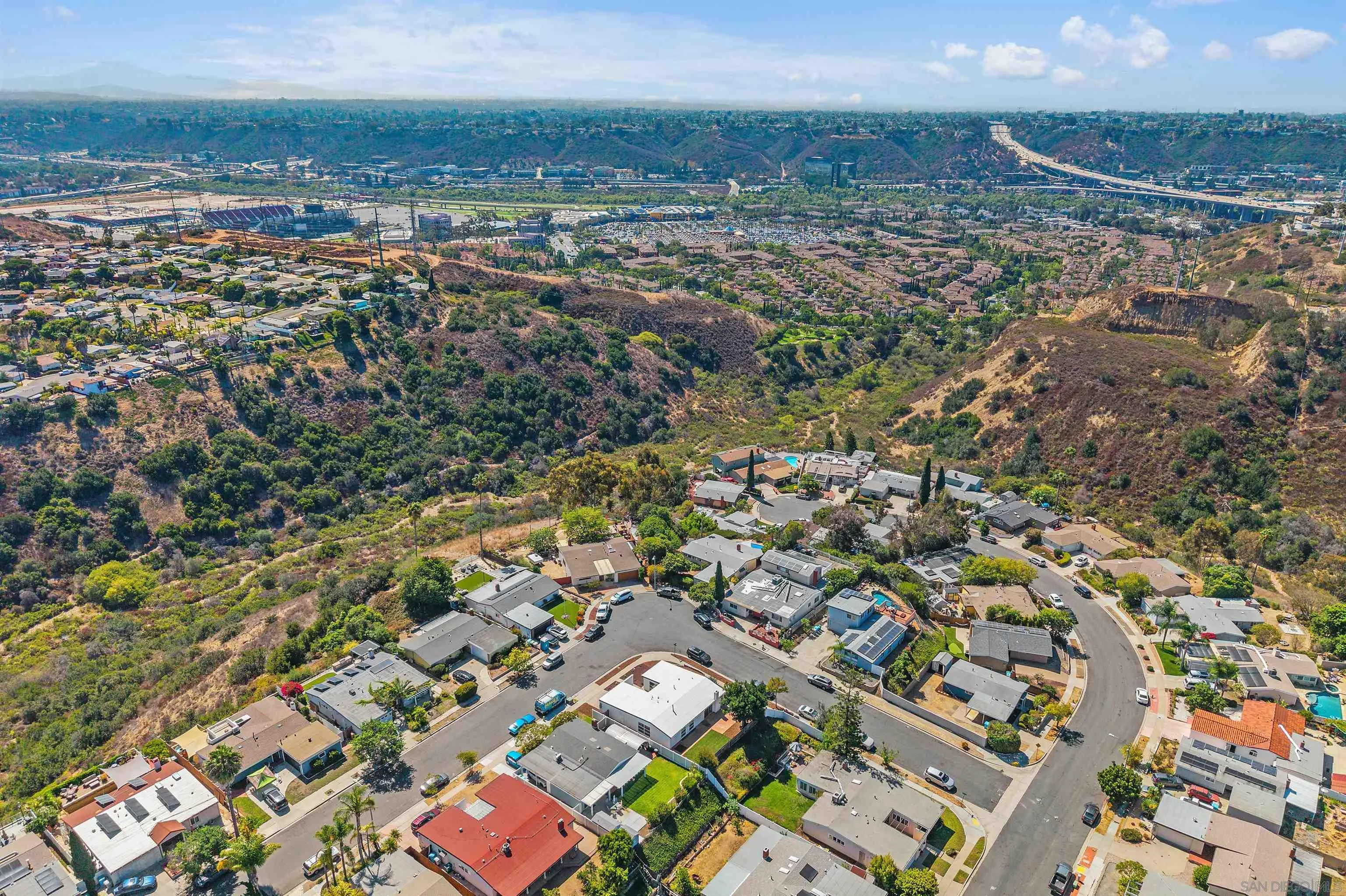 https://cdn.realtyfeed.com/cdn/127/260020408/bbabc72fe3496de25f47567971a3f0ea.webp