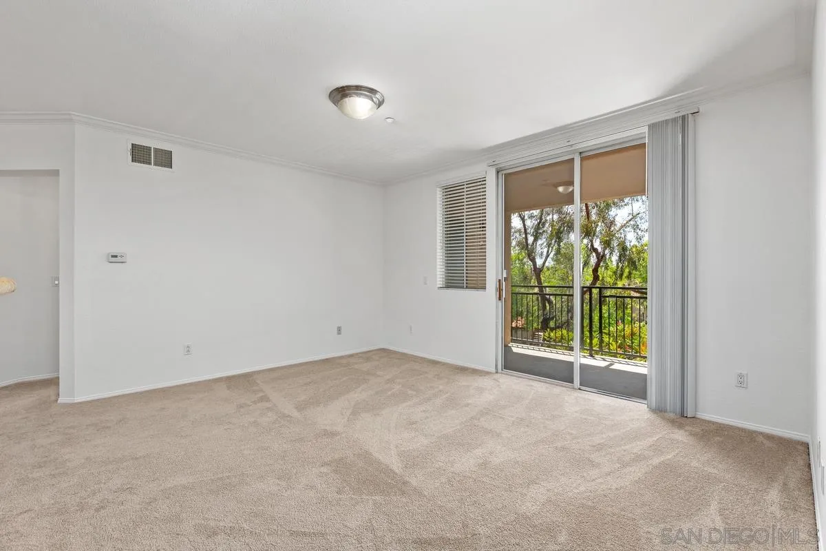 Photo #9: 260020413 Listing: Photo #9