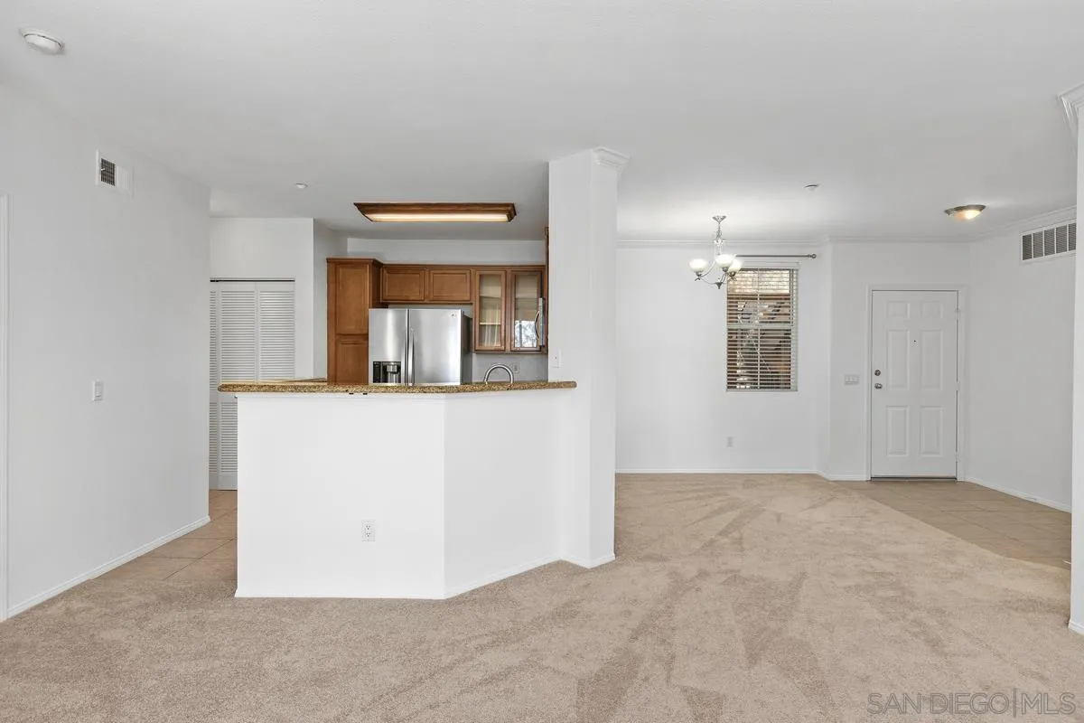 Photo #10: 260020413 Listing: Photo #10
