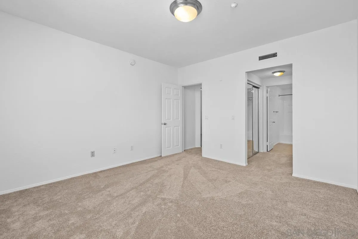 Photo #25: 260020413 Listing: Photo #25