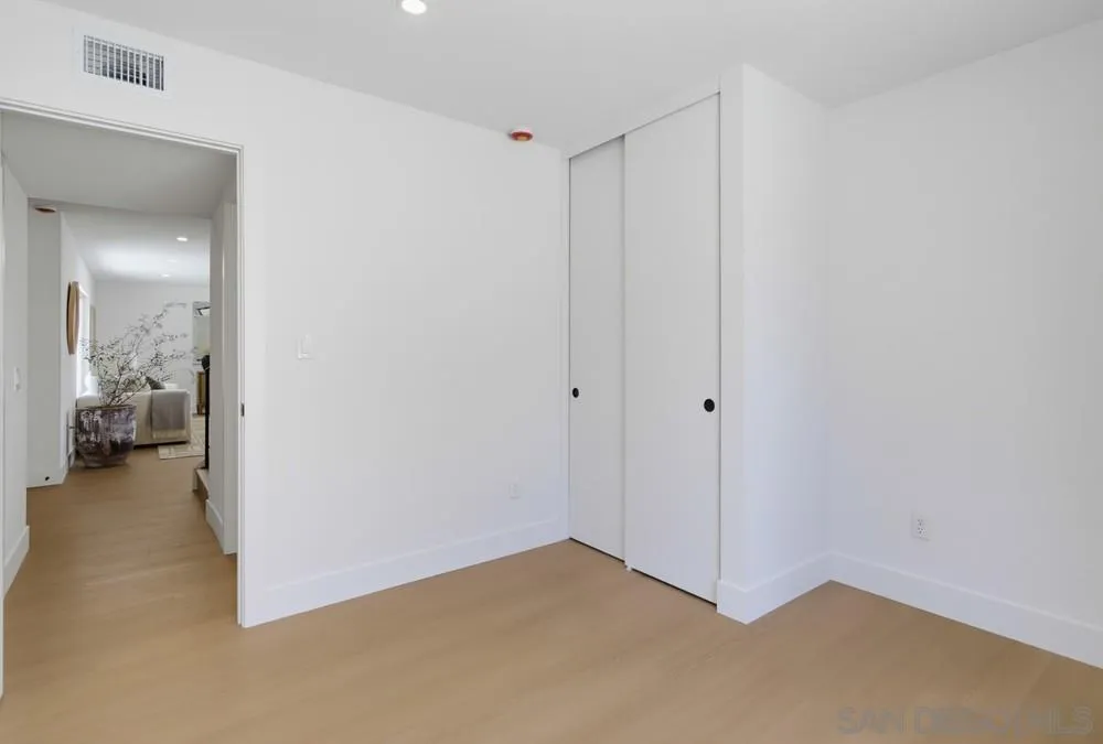 https://cdn.realtyfeed.com/cdn/127/260020418/a9e9e438b130d57149723139d0b06090.webp
