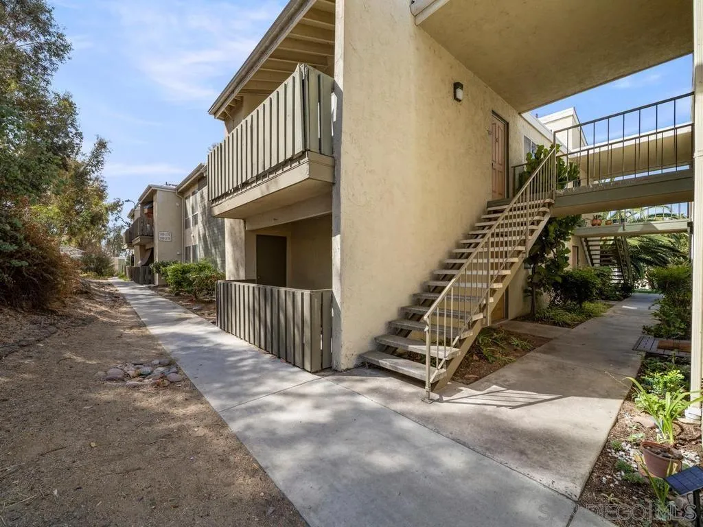 830 W Lincoln Ave Unit 174, Escondido, CA 92026 - Main photo, Escondido, CA