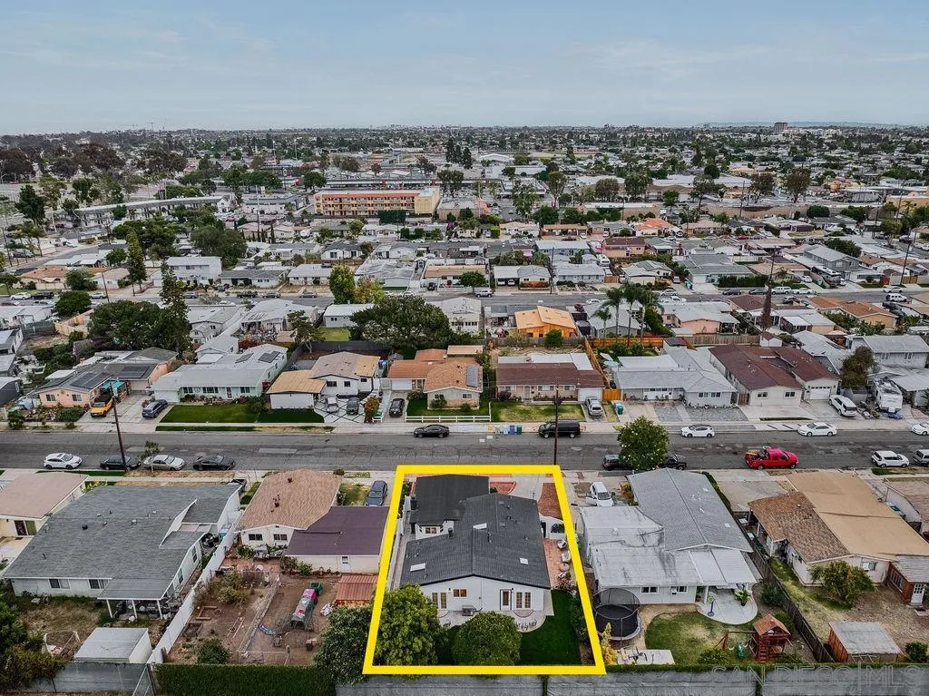 https://cdn.realtyfeed.com/cdn/127/260020422/1ca7f16282dc1af2bea347746c45f692.webp