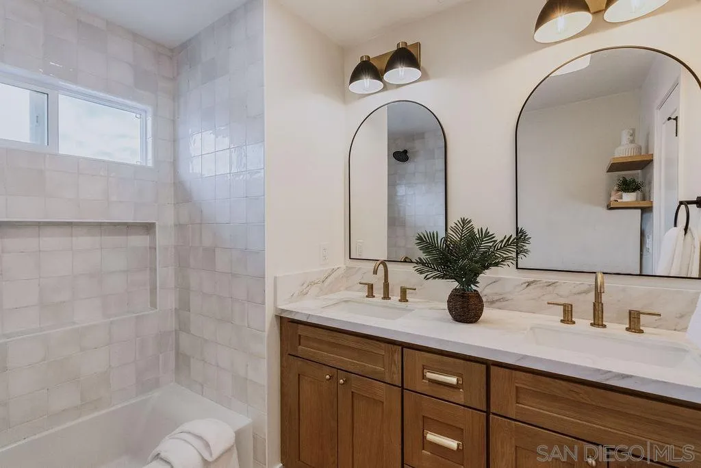 https://cdn.realtyfeed.com/cdn/127/260020422/23eada009babae425aa7a15539758c62.webp