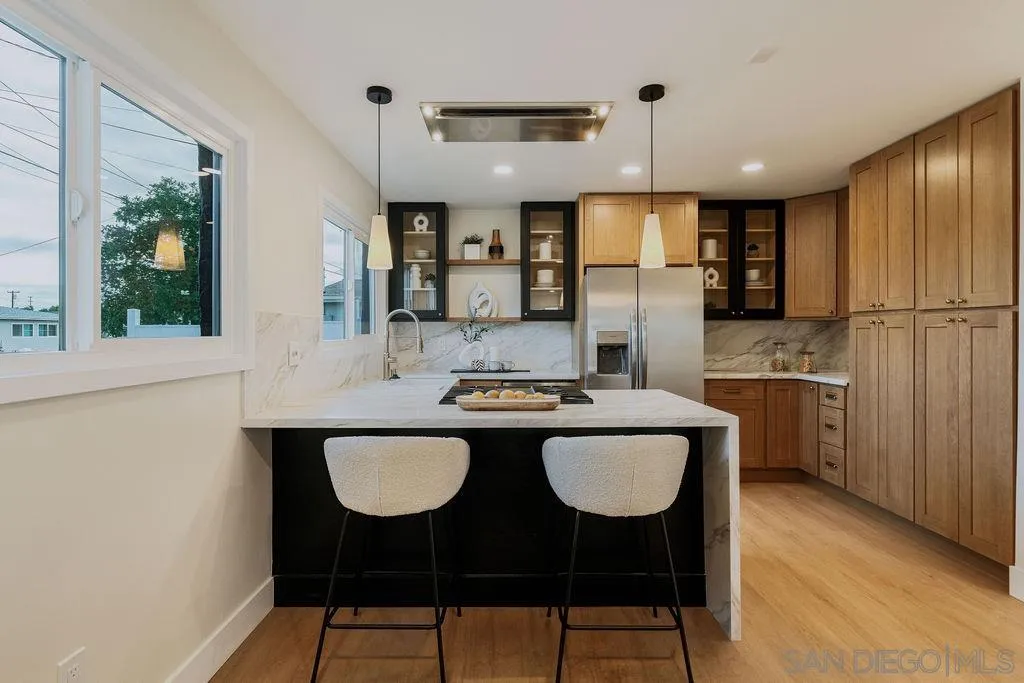 https://cdn.realtyfeed.com/cdn/127/260020422/38dba426fb697d3b4bfaf76a7bca300d.webp