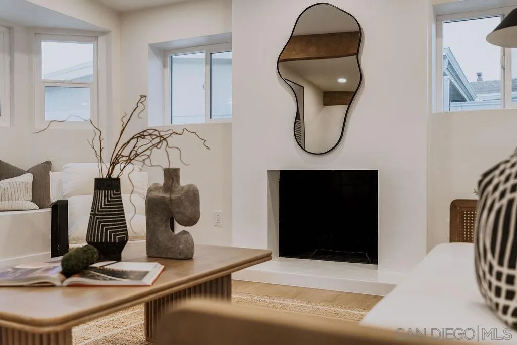 https://cdn.realtyfeed.com/cdn/127/260020422/7d827ebee59a3449de24360d30c0a557.webp