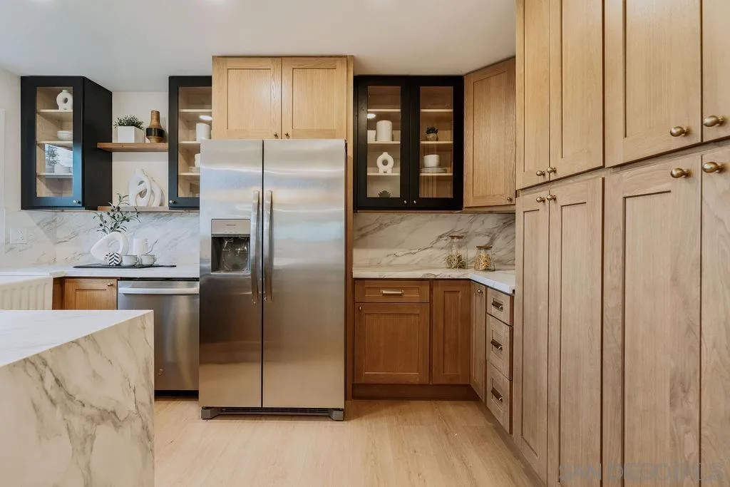 https://cdn.realtyfeed.com/cdn/127/260020422/953b43a6e66987bd19ae860bada272e8.webp