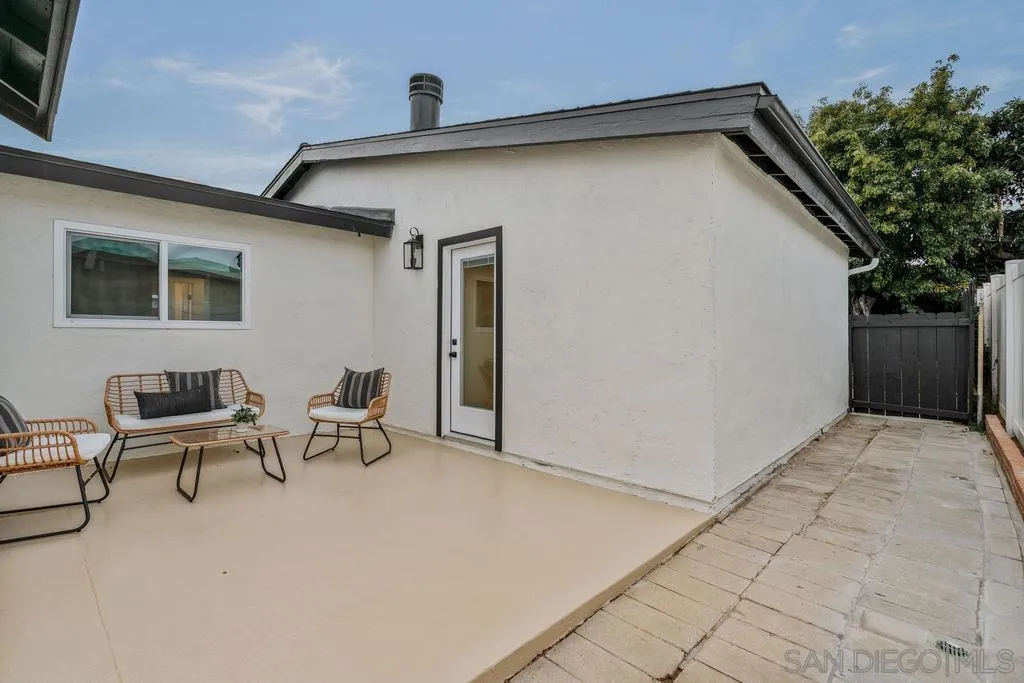 https://cdn.realtyfeed.com/cdn/127/260020422/a13b1c8d255fb99f9806a27fe27eb9c6.webp