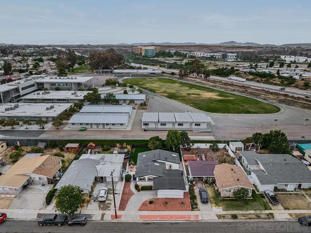 https://cdn.realtyfeed.com/cdn/127/260020422/aca381293c7b355c0e2964c3748ba62d.webp