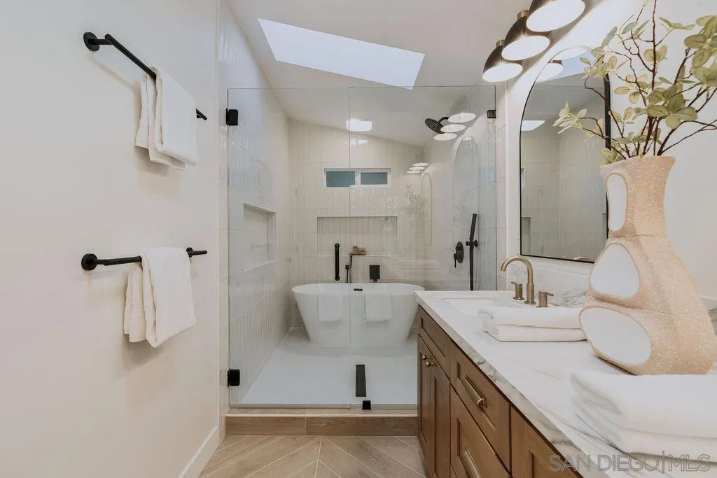 https://cdn.realtyfeed.com/cdn/127/260020422/d417bbbd2e37a3bf835fe72b17c95901.webp